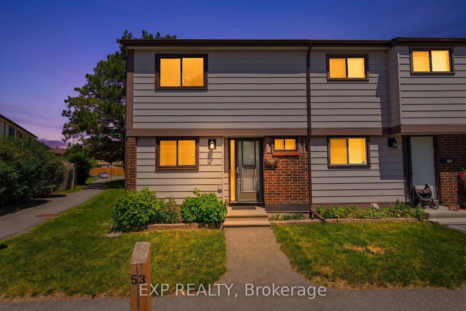 A - 10 Fieldgate Drive, Ottawa, ON