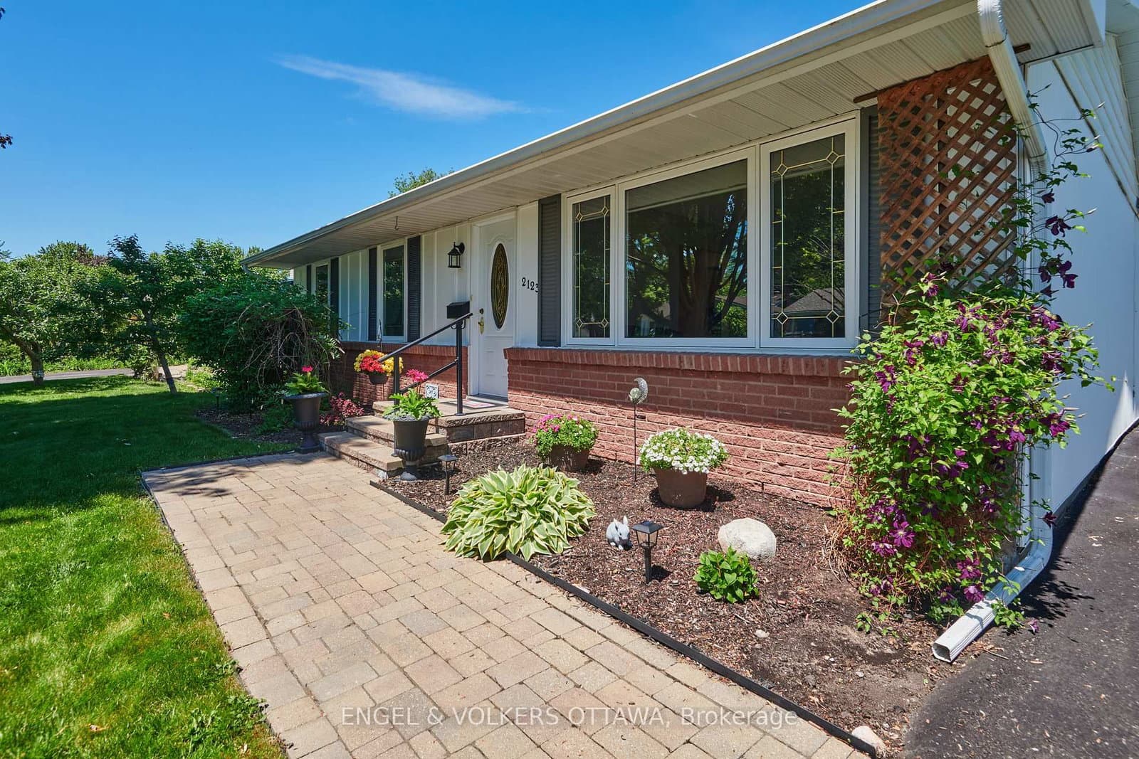 2123 Blue Jay Crescent, Ottawa, ON — photo 3