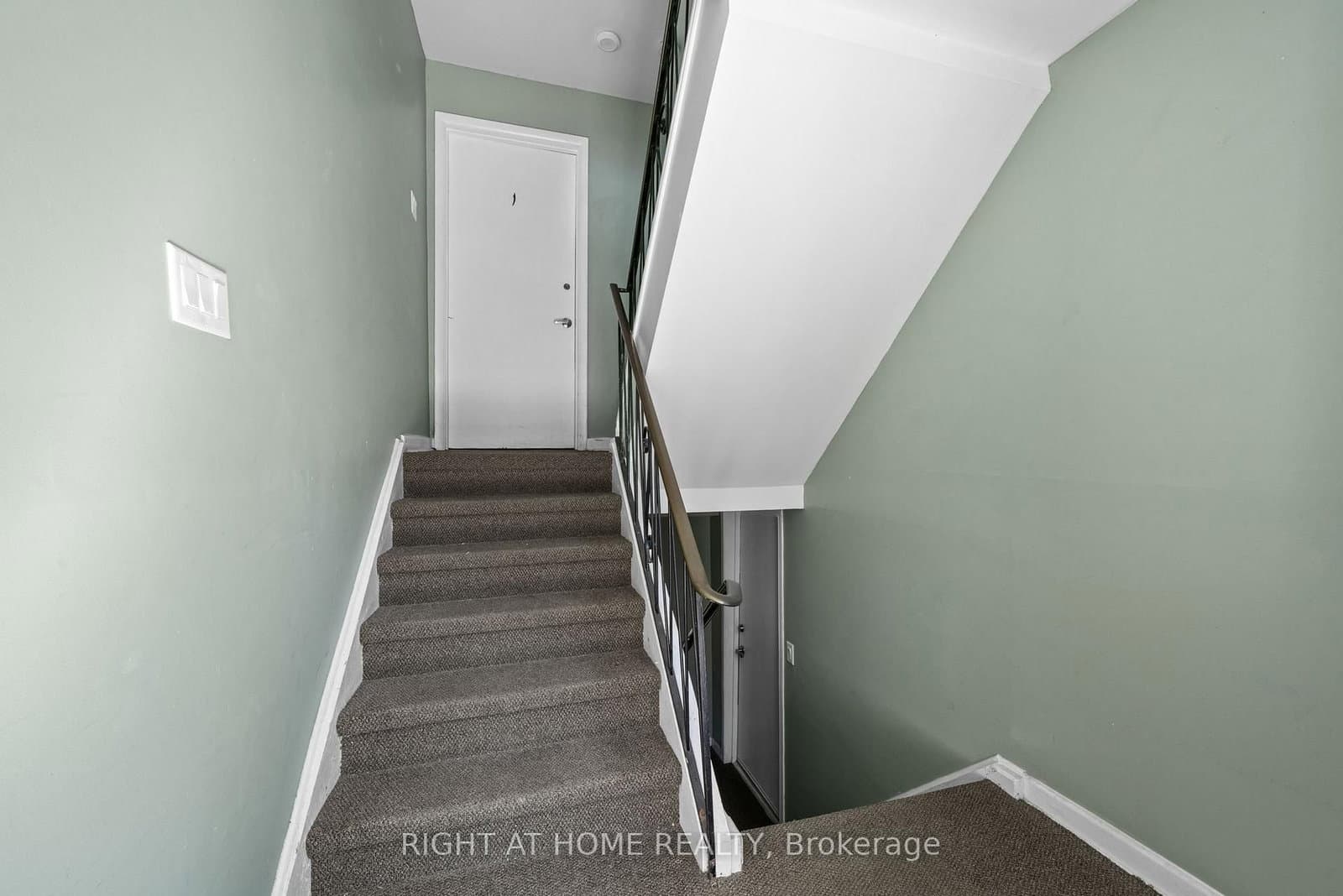2709 DON Street, Ottawa, ON — photo 3