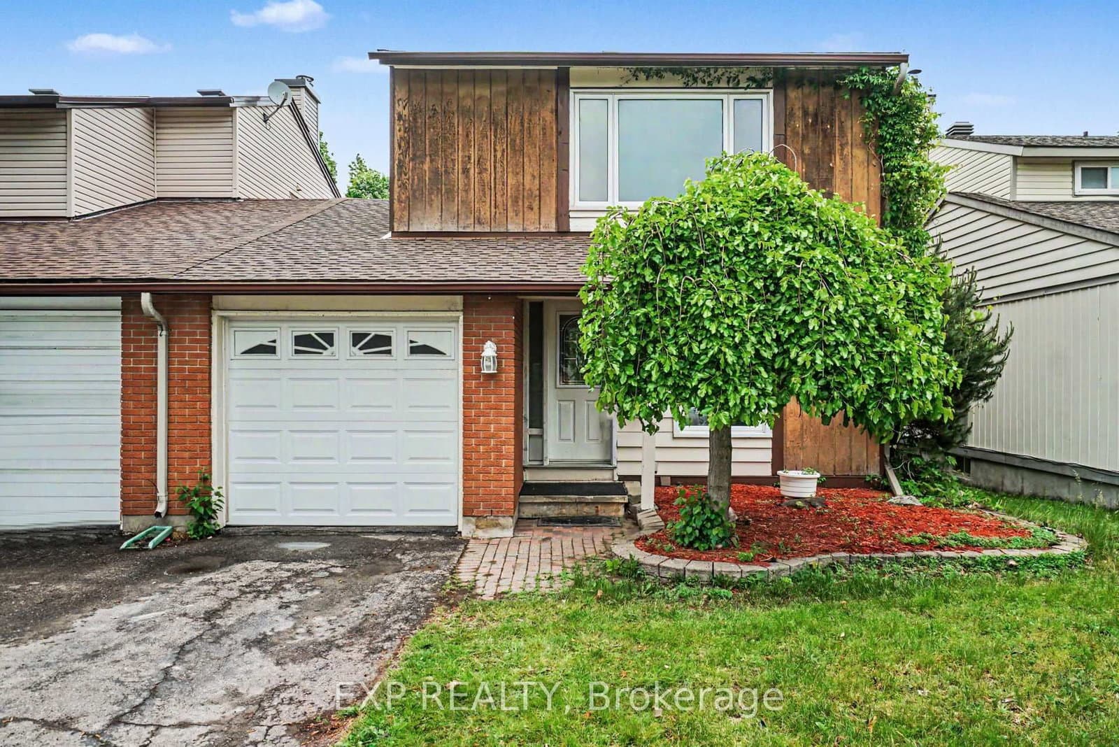 82 Sherway Drive, Ottawa, ON