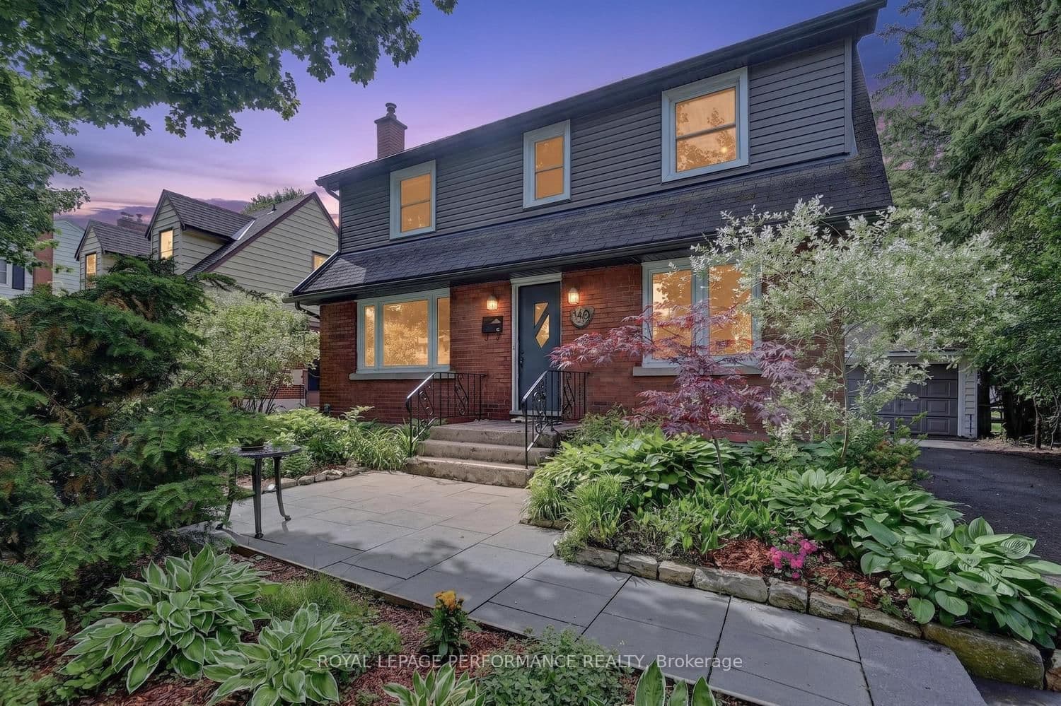 140 Begonia Avenue, Ottawa, ON