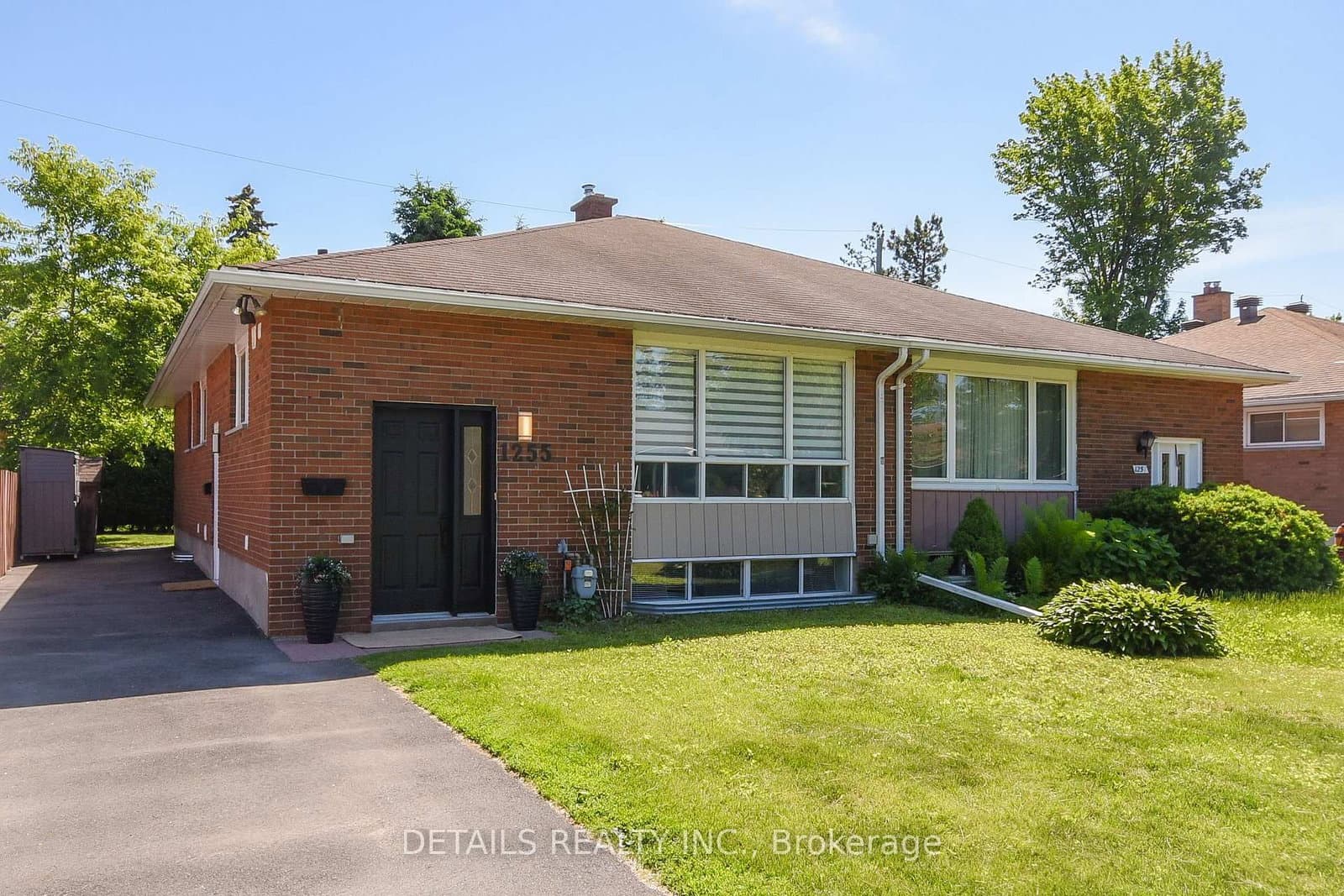 1255 Highgate Road, Ottawa, ON