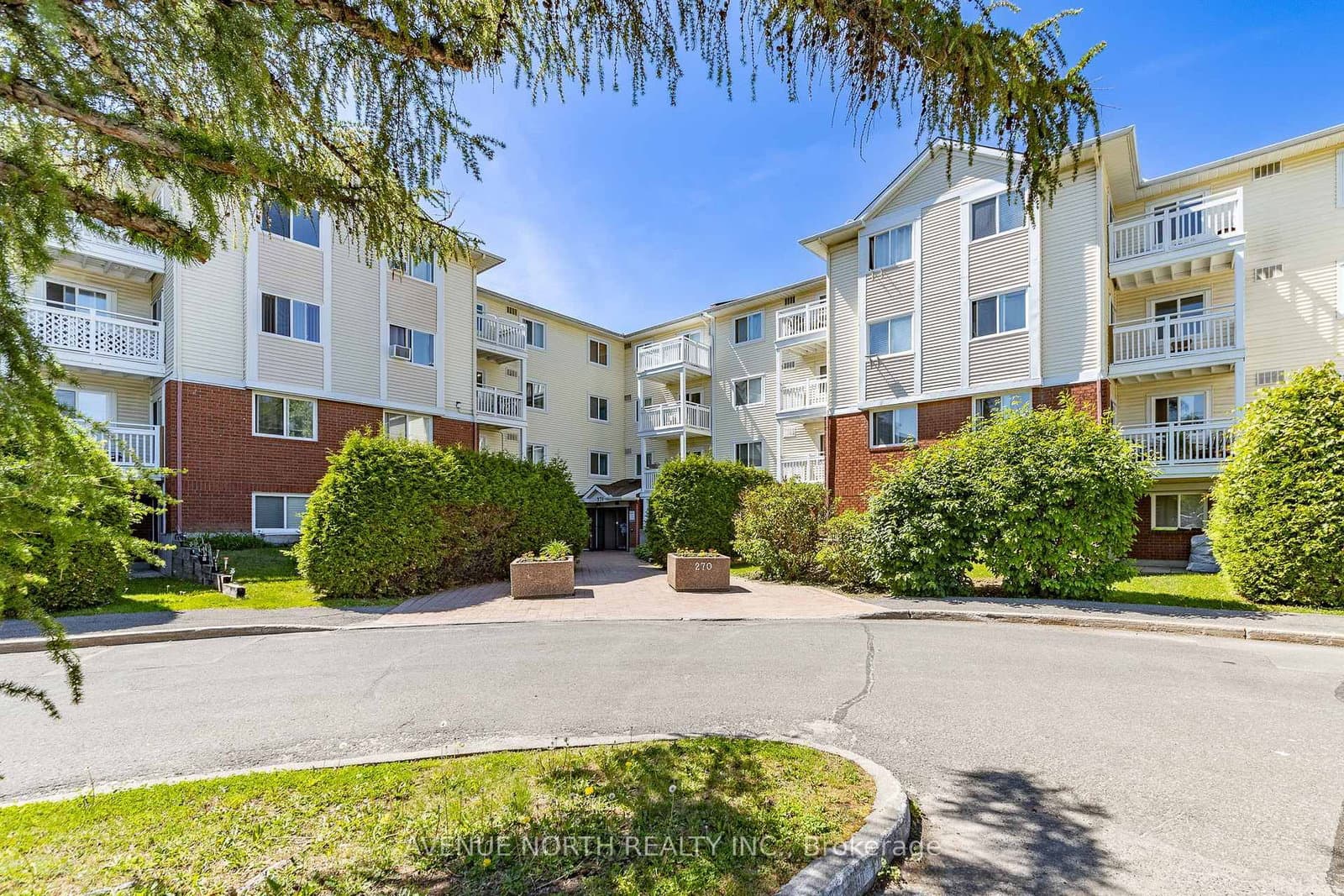 202 - 270 Lorry Greenberg Drive, Ottawa, ON