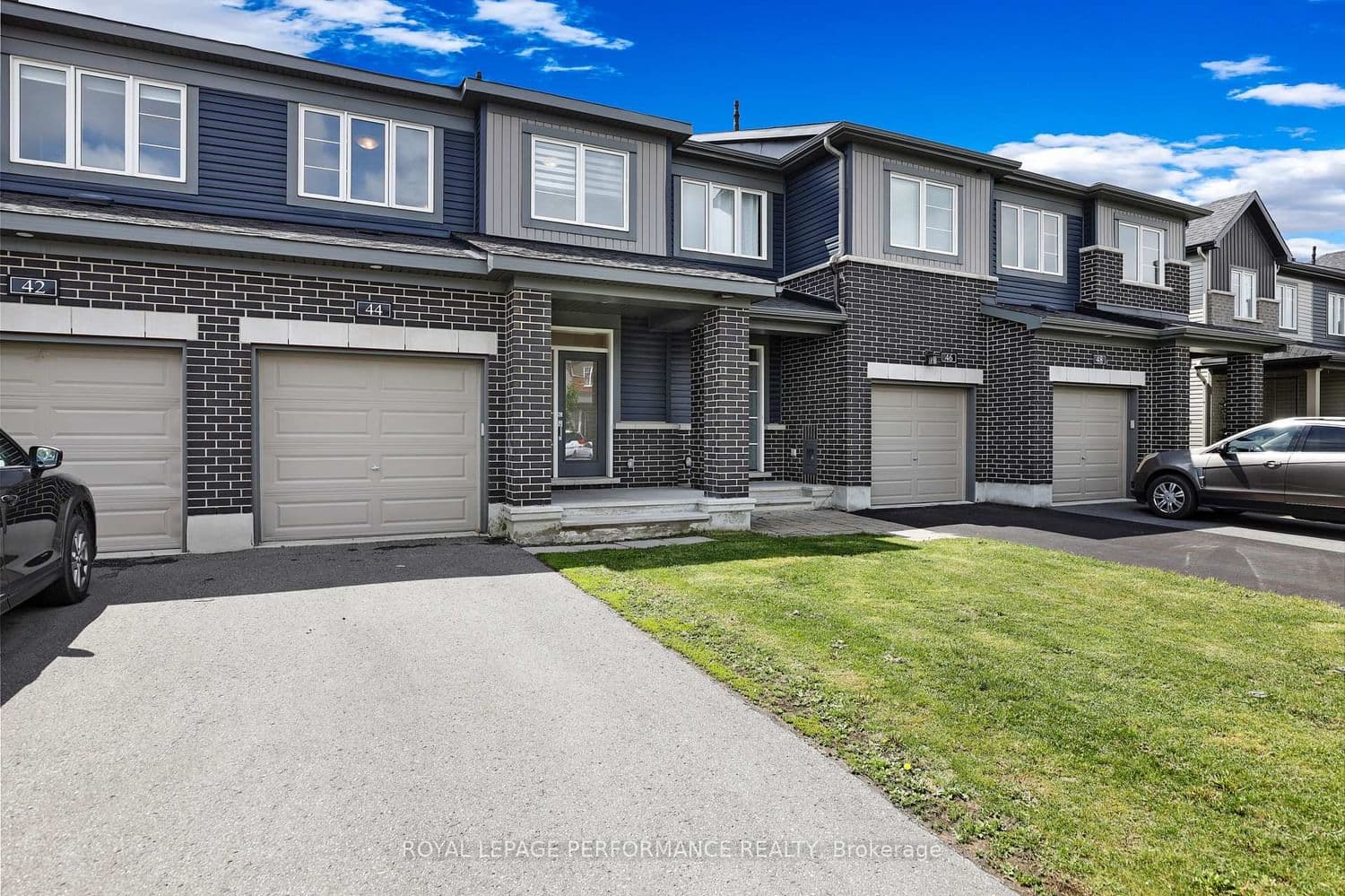 44 Gardenpost Terrace, Ottawa, ON — photo 3