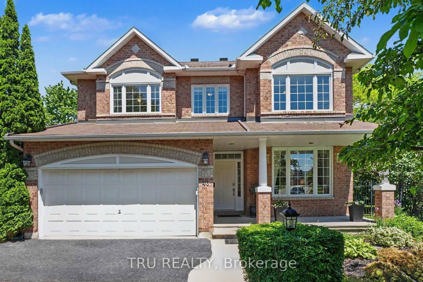 40 Cimarron Crescent, Ottawa, ON