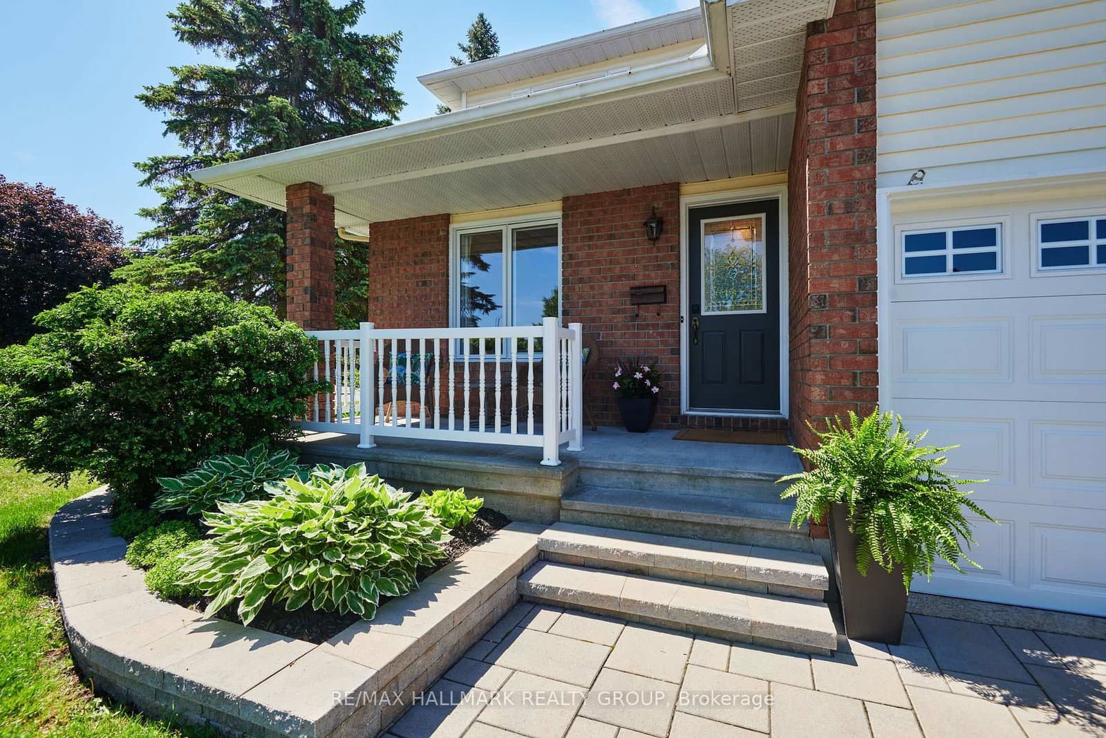 716 Levac Drive, Orleans, ON — photo 2