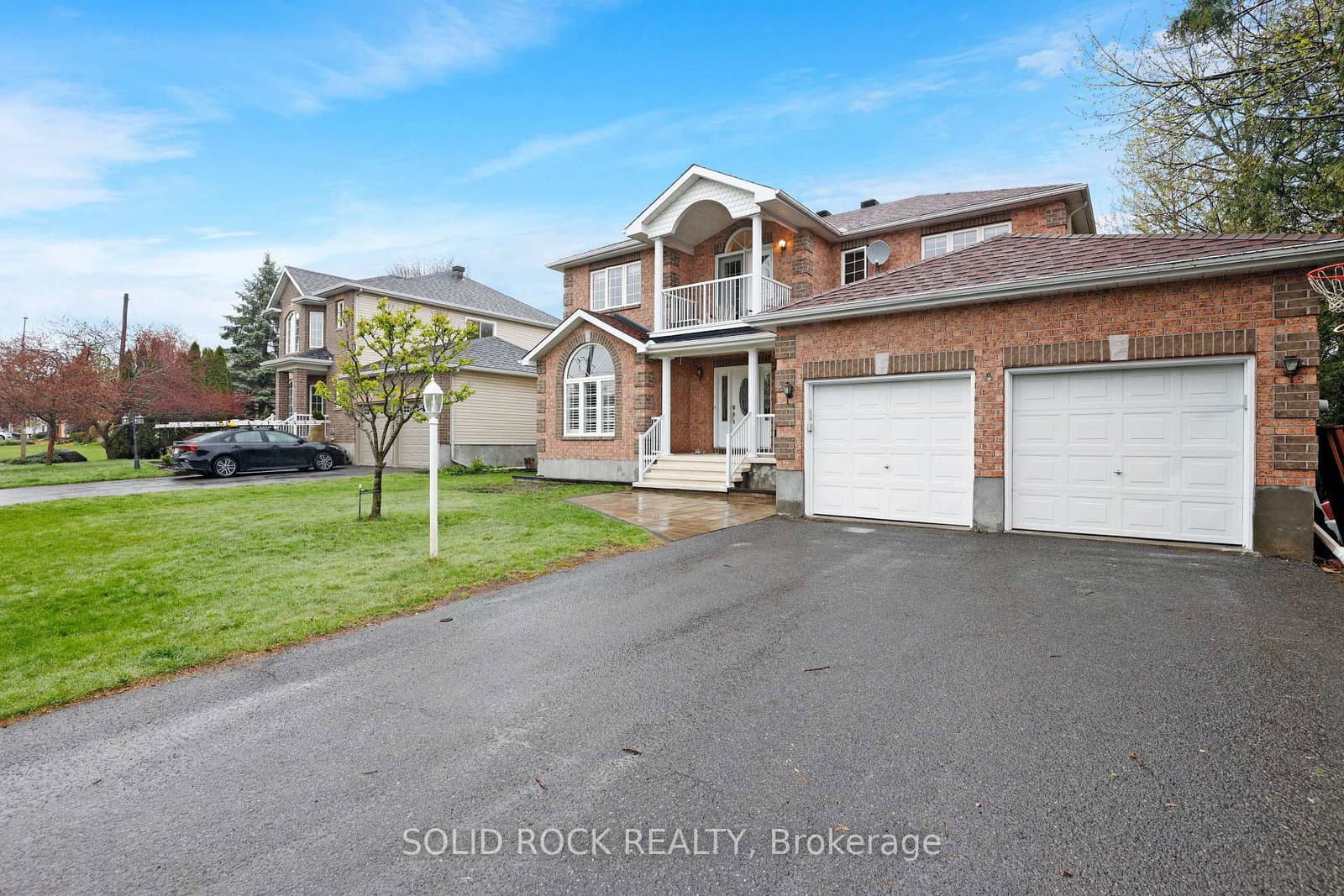 45 Basswood Avenue, Stittsville, ON