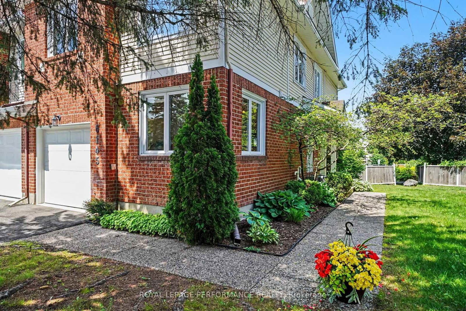6145 Oak Meadows Drive, Ottawa, ON
