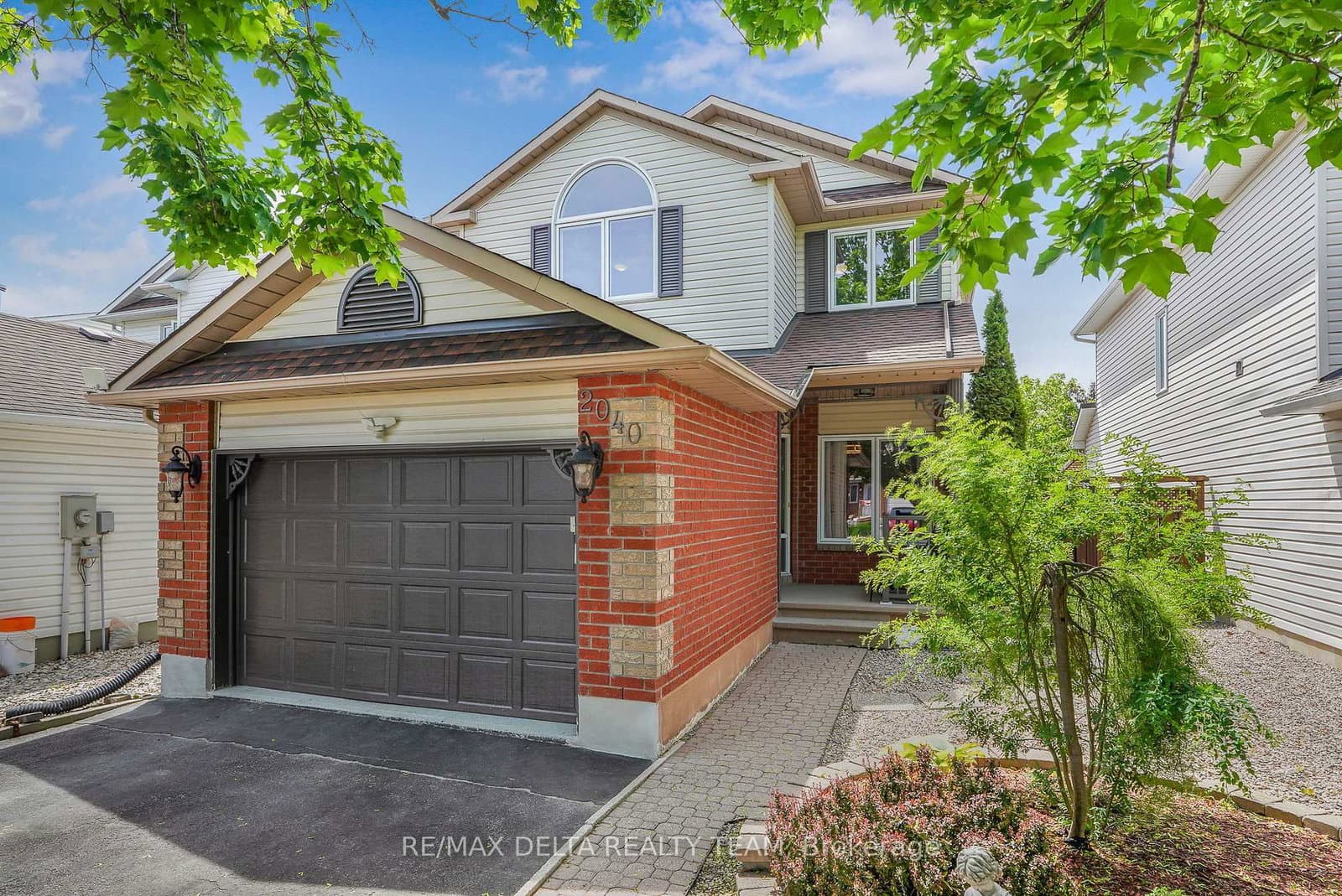 2040 Sunland Drive, Orleans, ON — photo 2