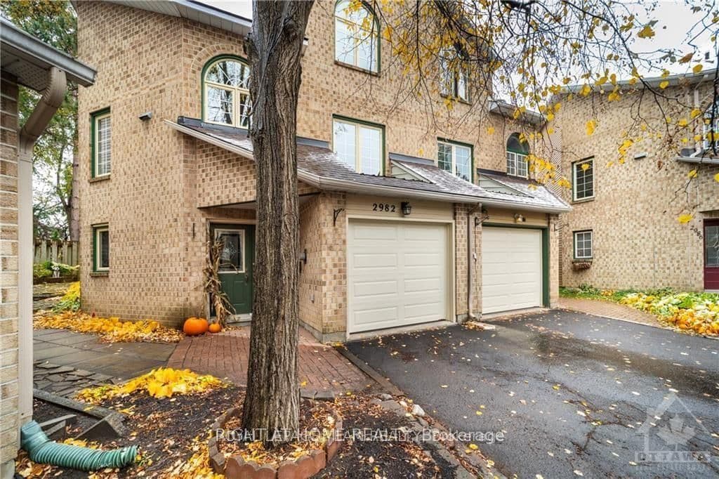 2982 Richmond Road, Ottawa, ON — photo 2