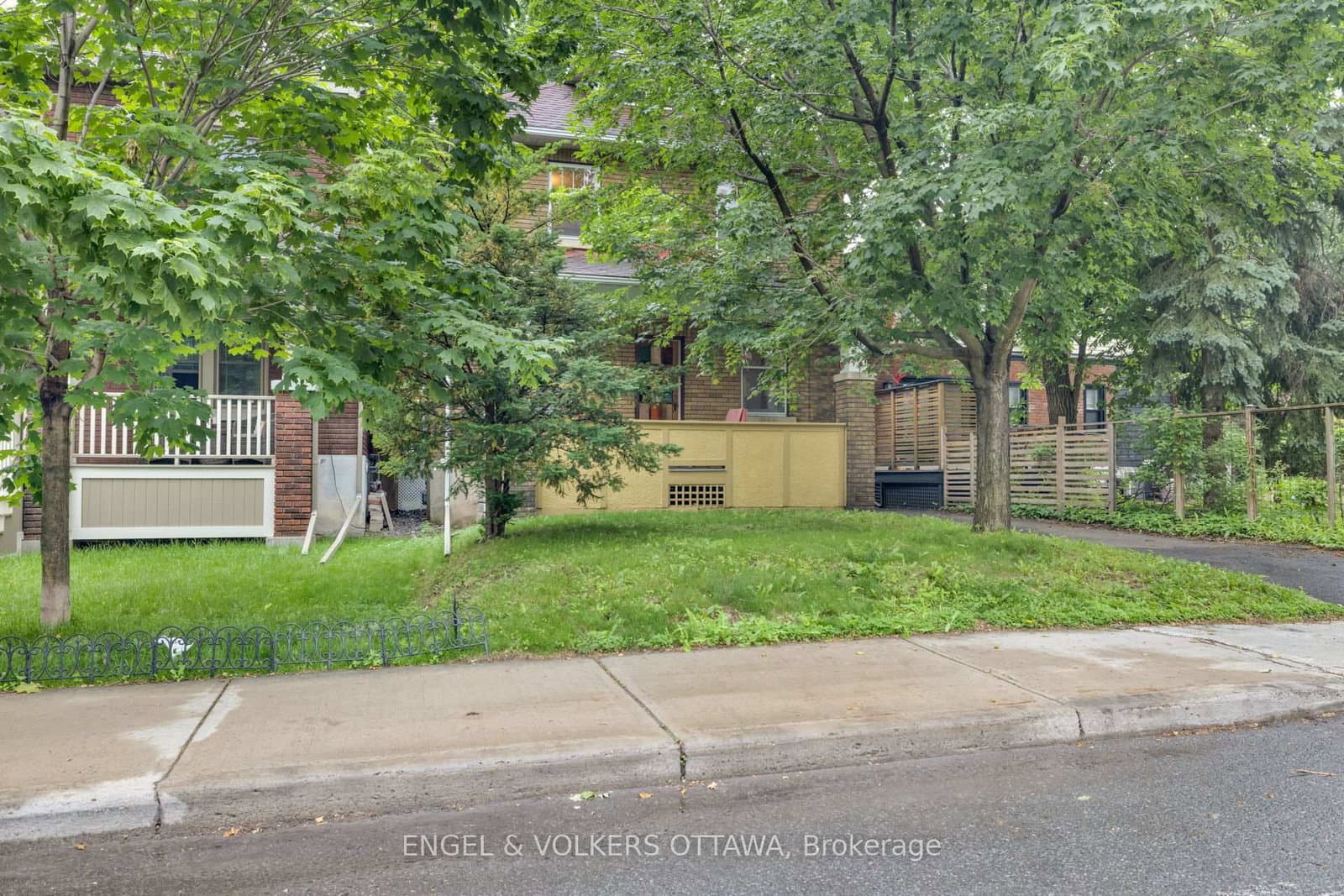 54 Glendale Avenue, Ottawa, ON — photo 3