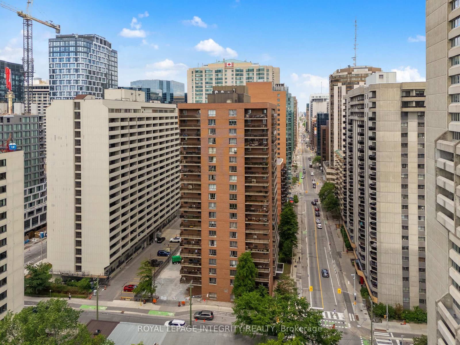 2001 - 475 Laurier Avenue, Ottawa, ON