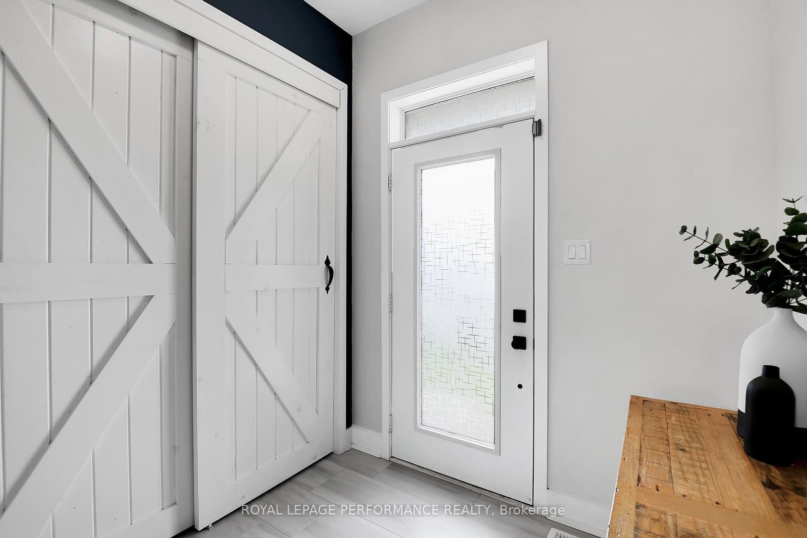 56 Pelham Crescent, Richmond, ON — photo 3