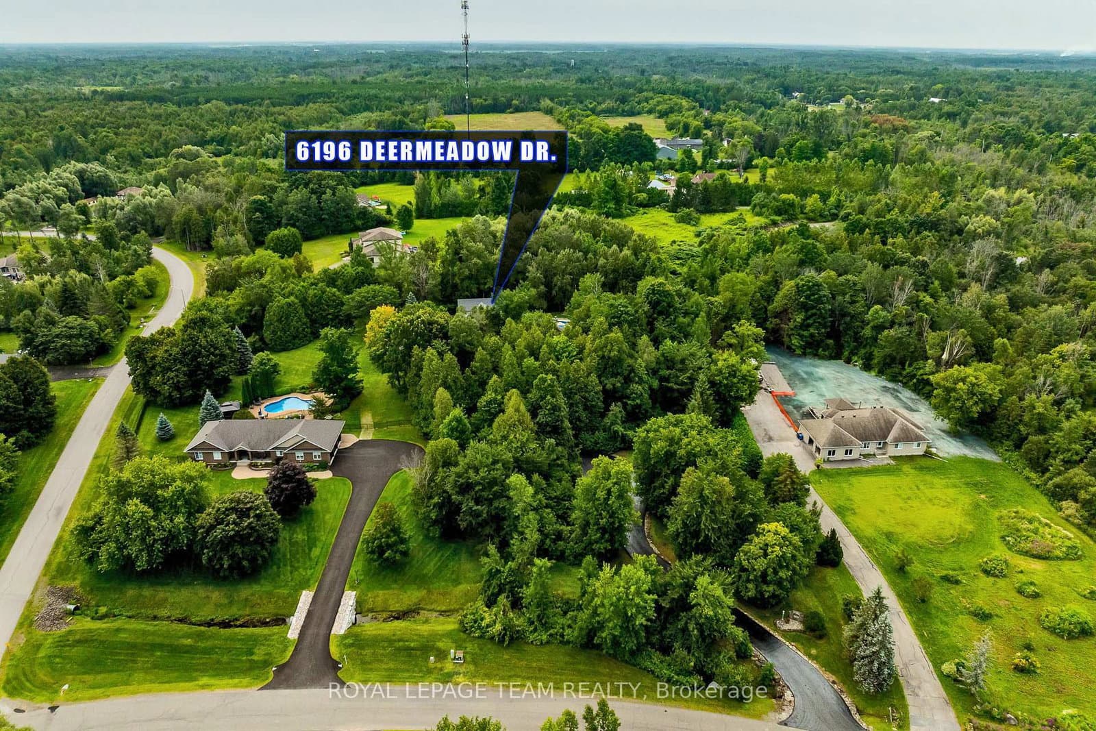 6196 Deermeadow Drive, Ottawa, ON — photo 2