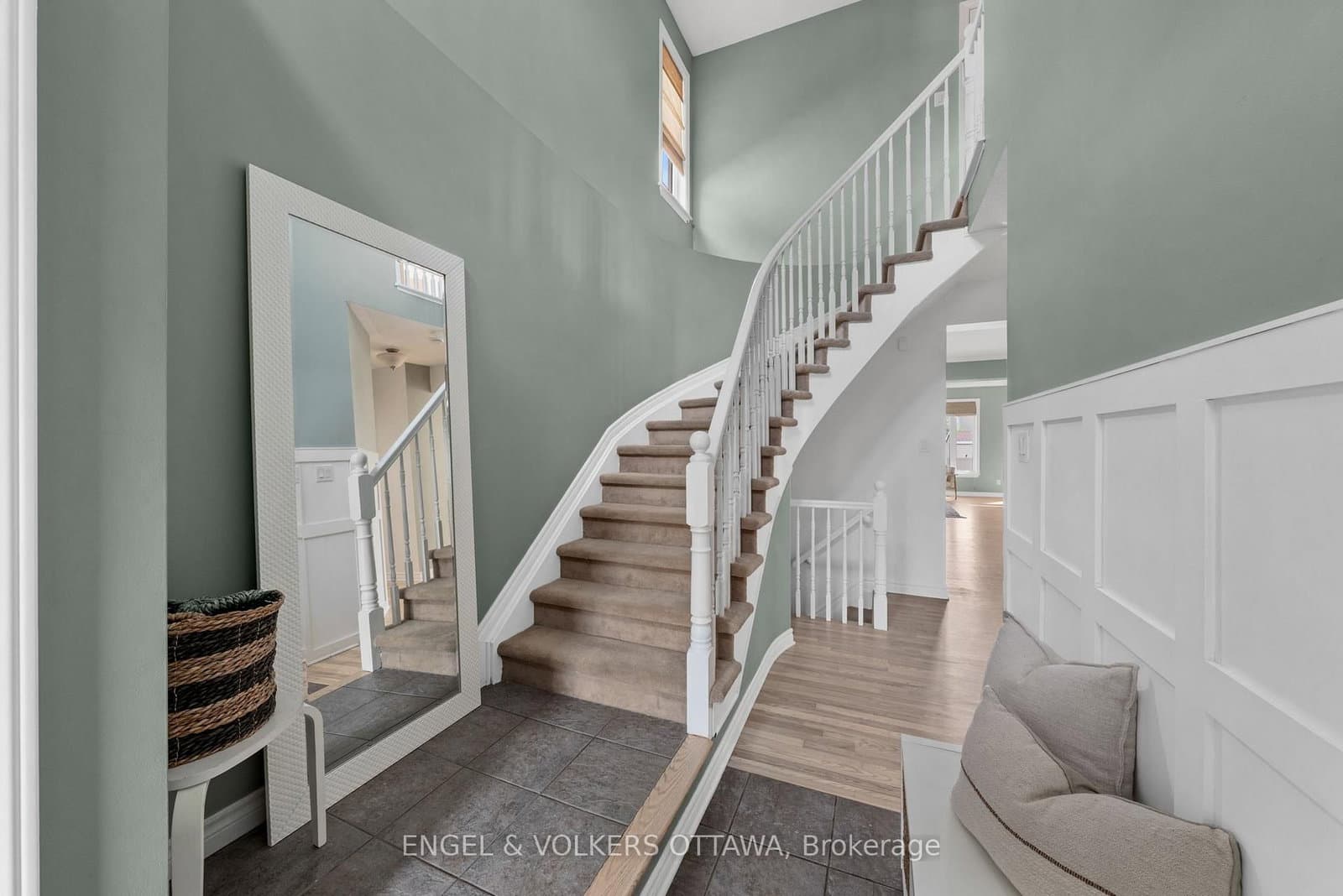 105 Coral Berry Avenue, Ottawa, ON — photo 3