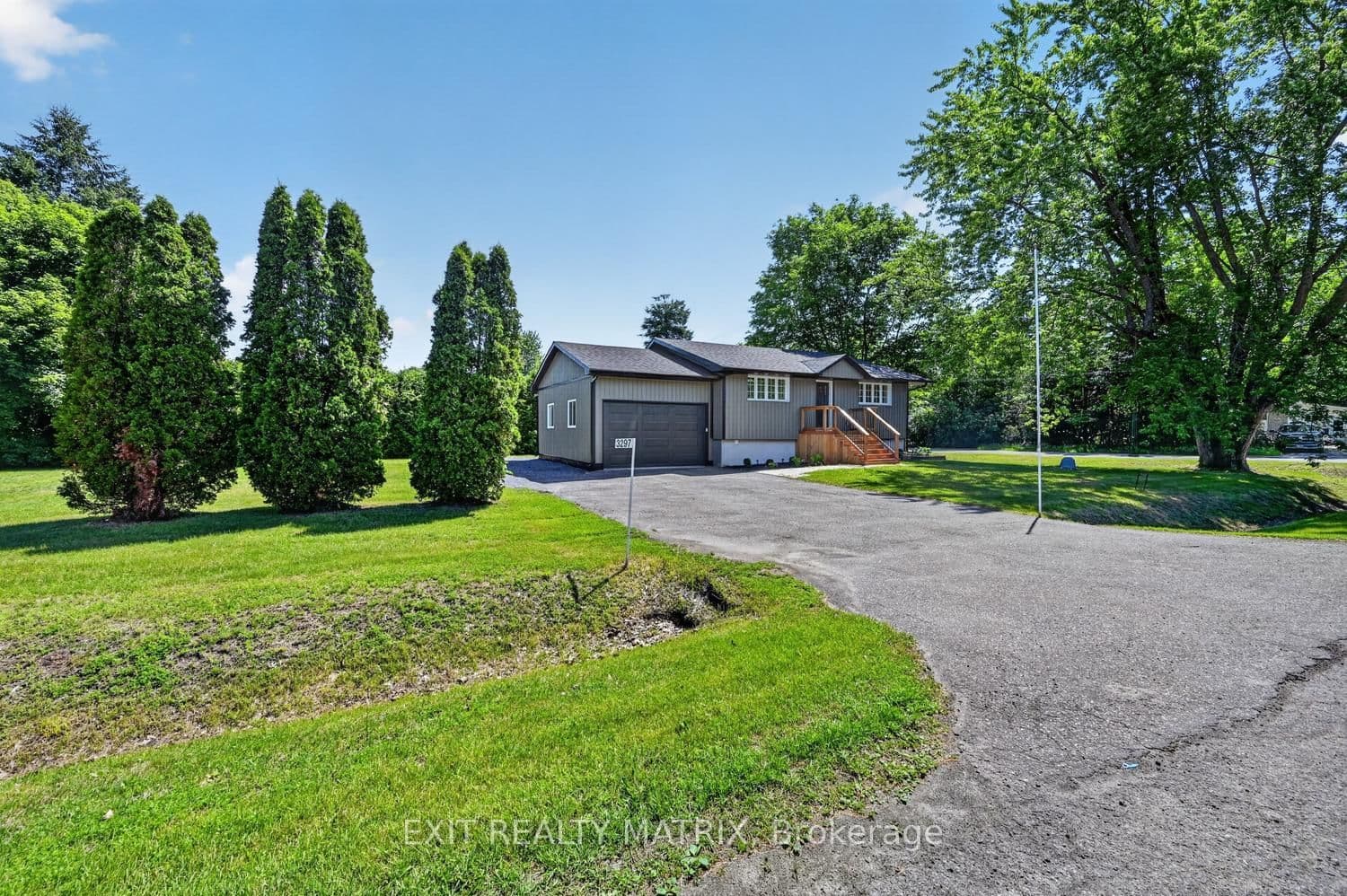 3297 Wayne Street, Osgoode, ON — photo 2