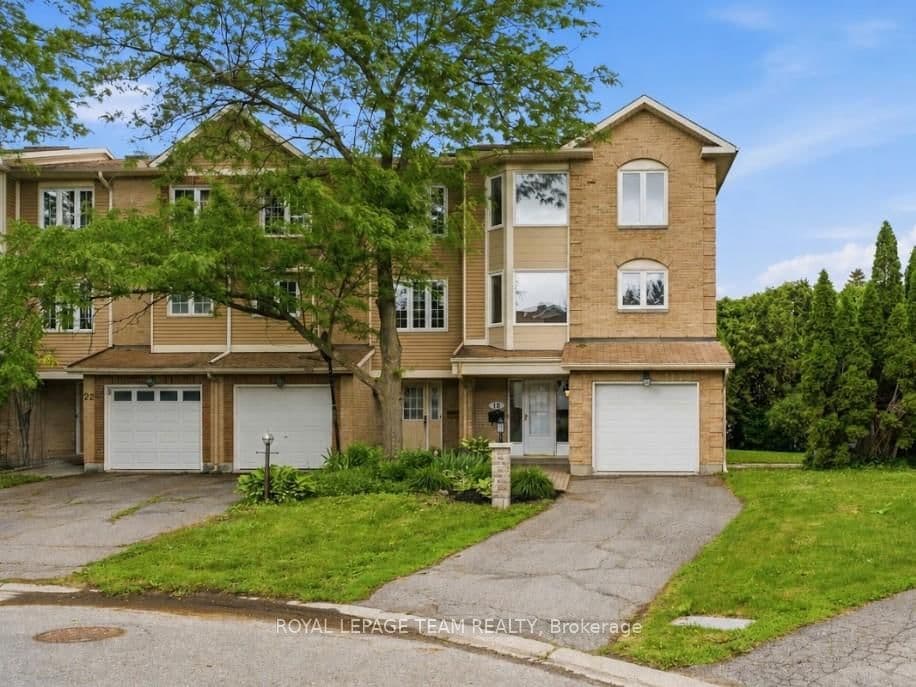 18 Arbordale Crescent, Ottawa, ON