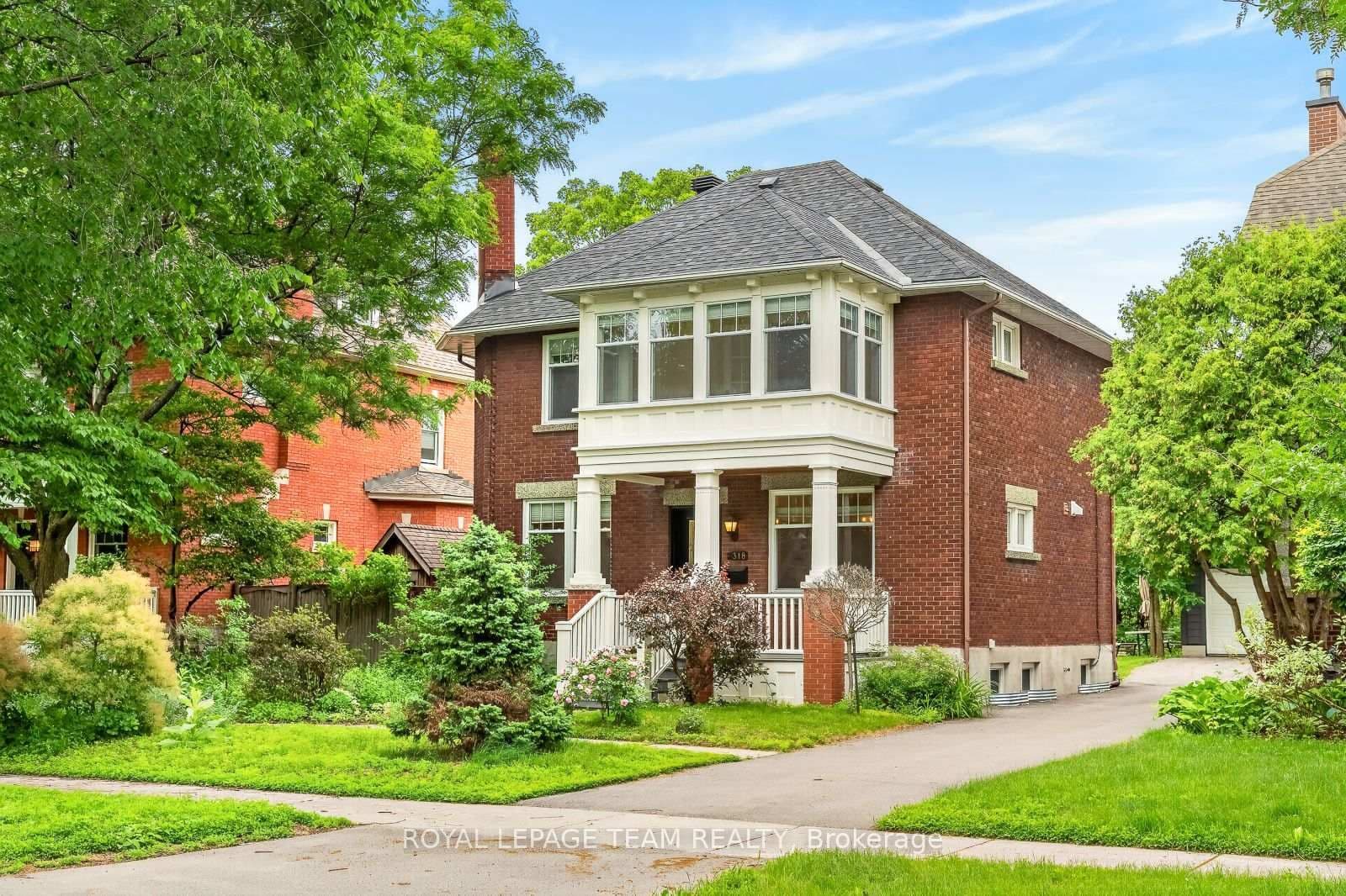 318 CLEMOW Avenue, Ottawa, ON