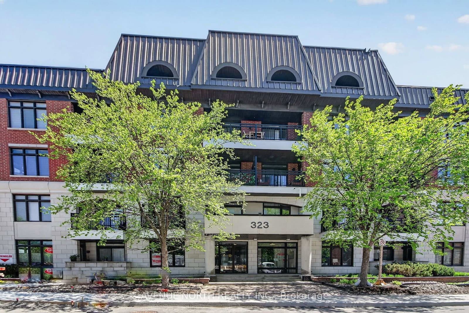 402 - 323 Winona Avenue, Ottawa, ON