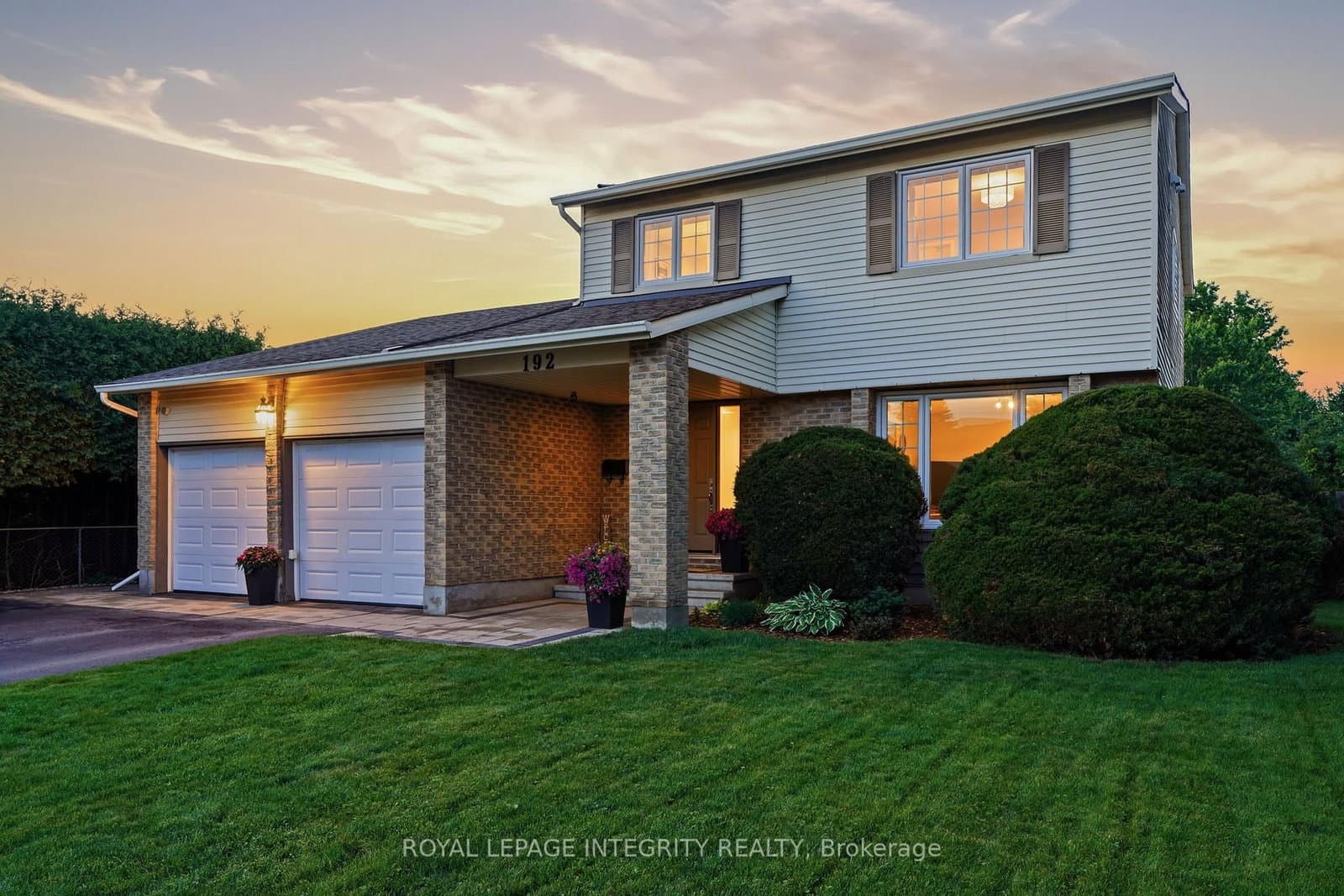 192 Park Grove Drive, Ottawa, ON