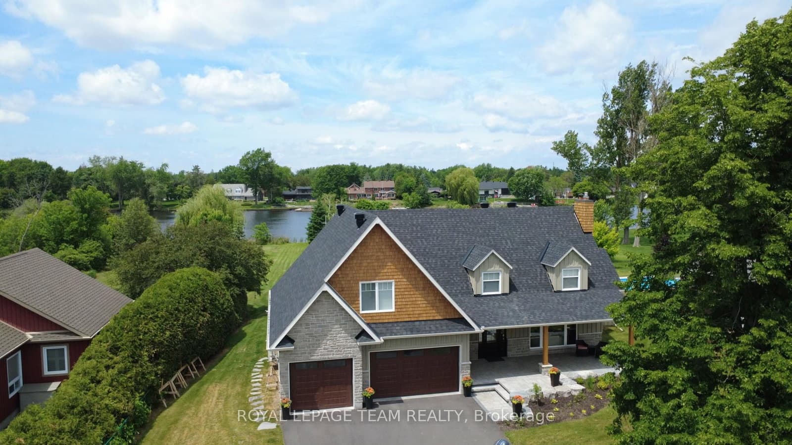 2710 River Road, Manotick, ON
