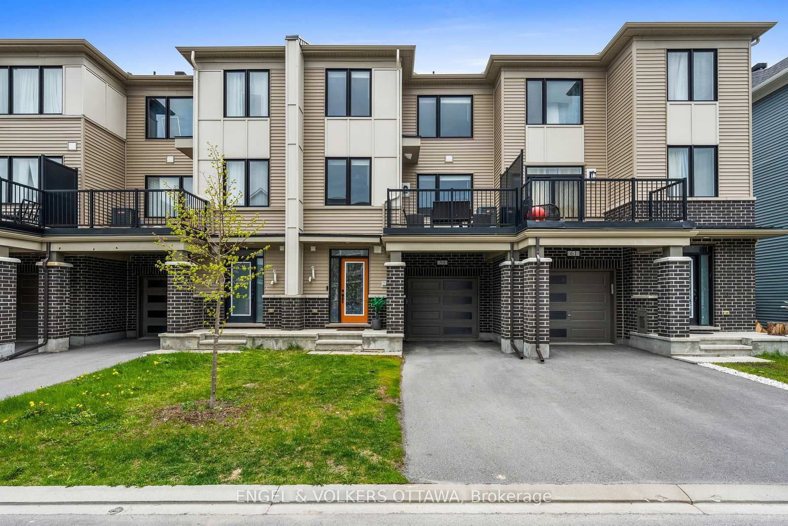 59 Ursid Mews, Ottawa, ON