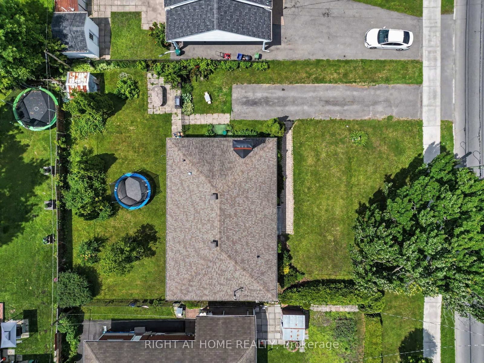 1640 FISHER Avenue, Ottawa, ON — photo 2