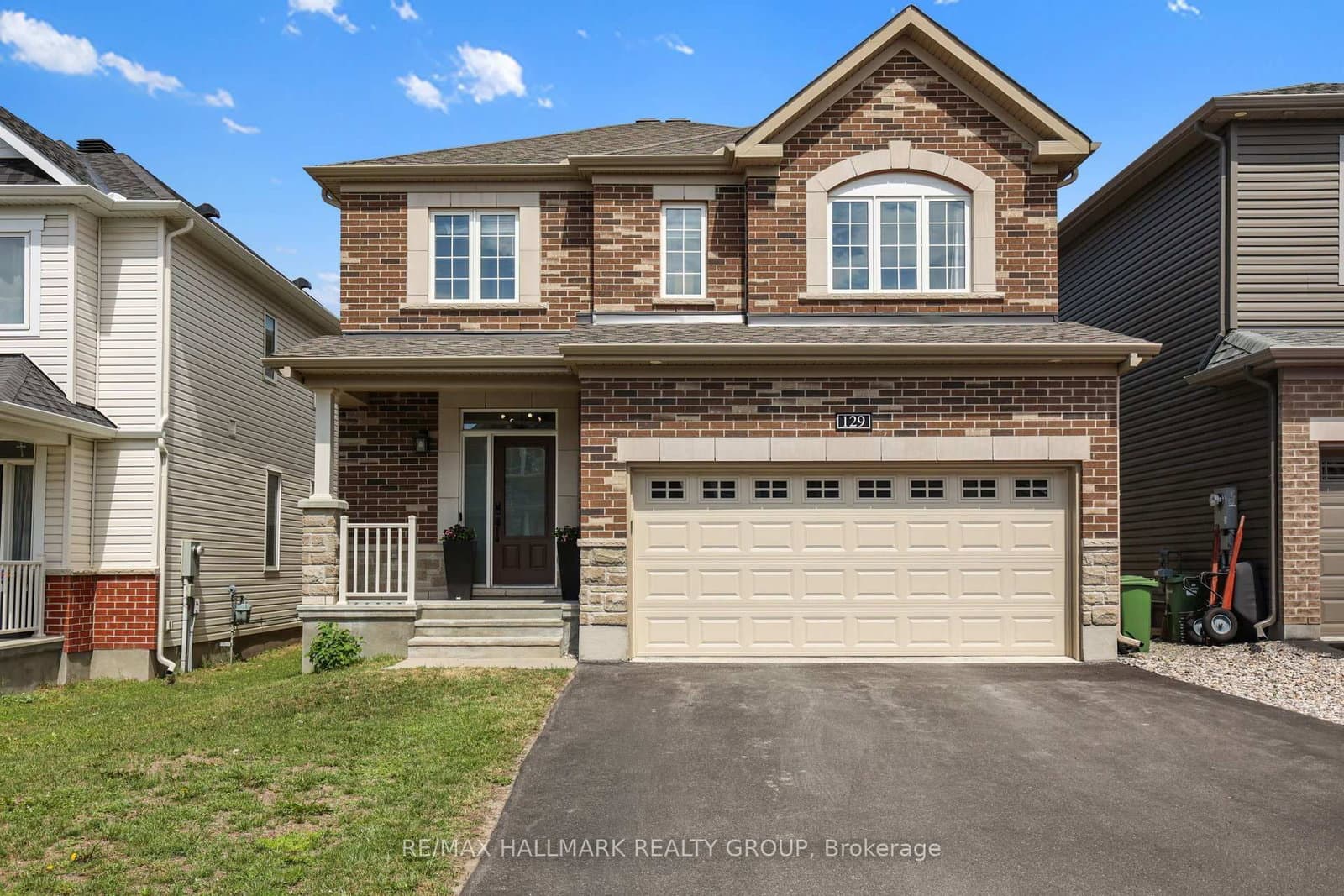 129 Robin Easey Avenue, Ottawa, ON