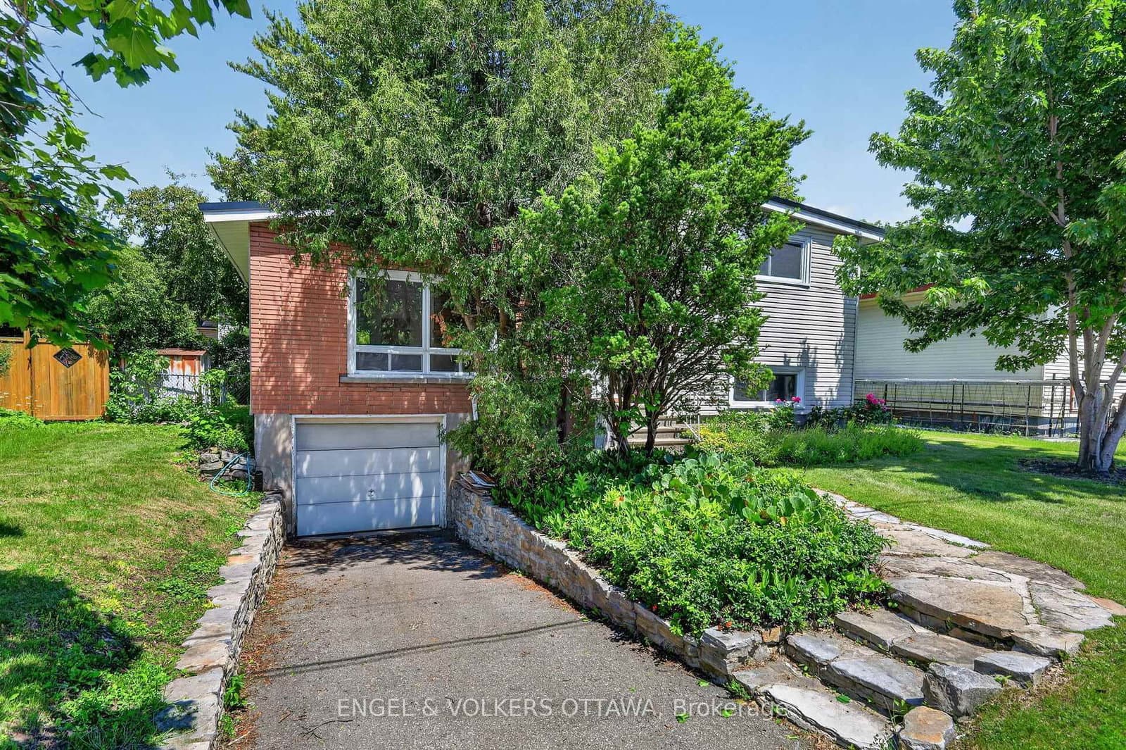 1363 Heron Road, Ottawa, ON — photo 2