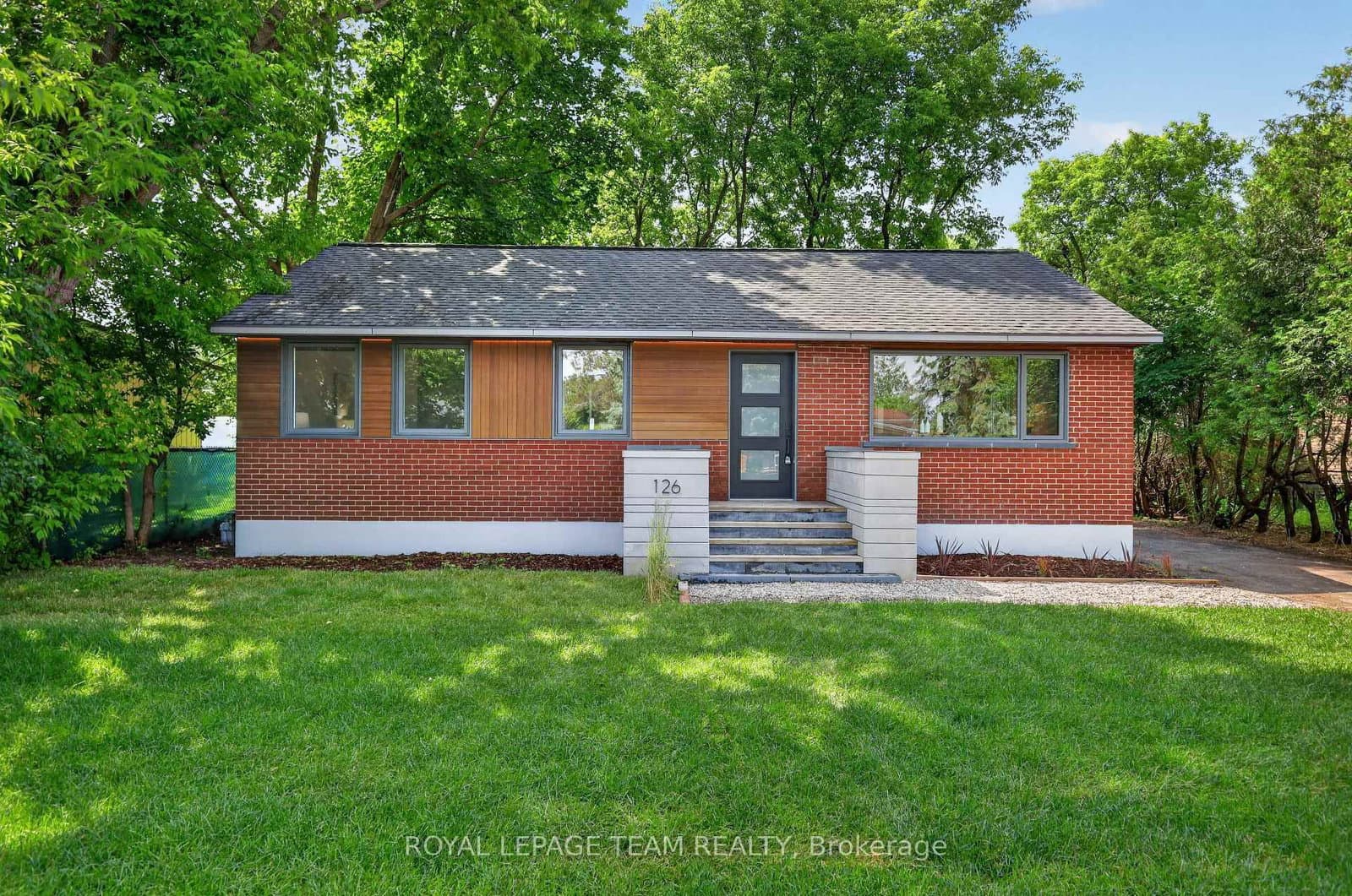 126 David Drive, Ottawa, ON — photo 2