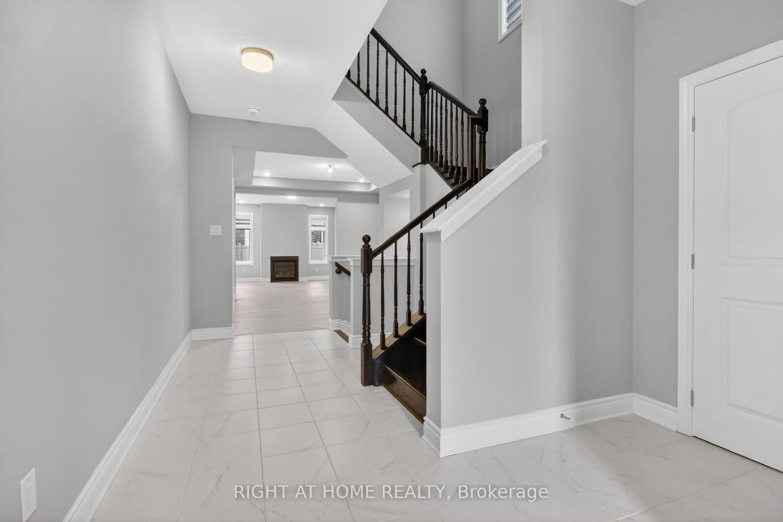 316 Crossway Terrace, Ottawa, ON — photo 3