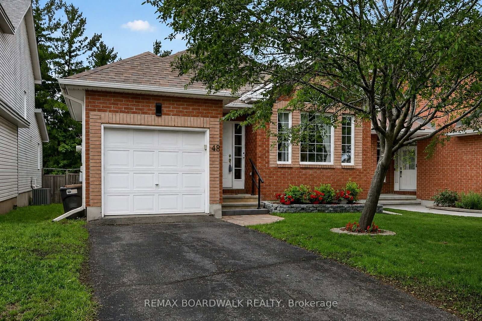 48 Maricona Way, Ottawa, ON