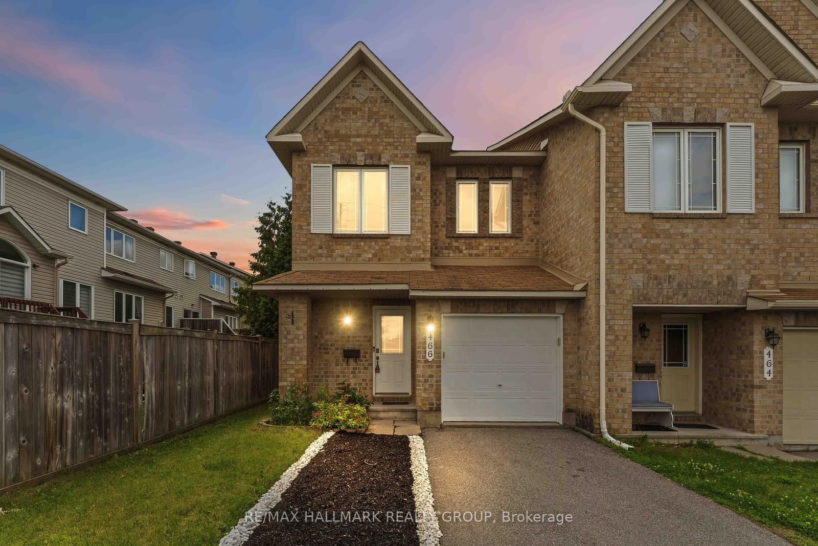 466 Citadel Crescent, Nepean, ON