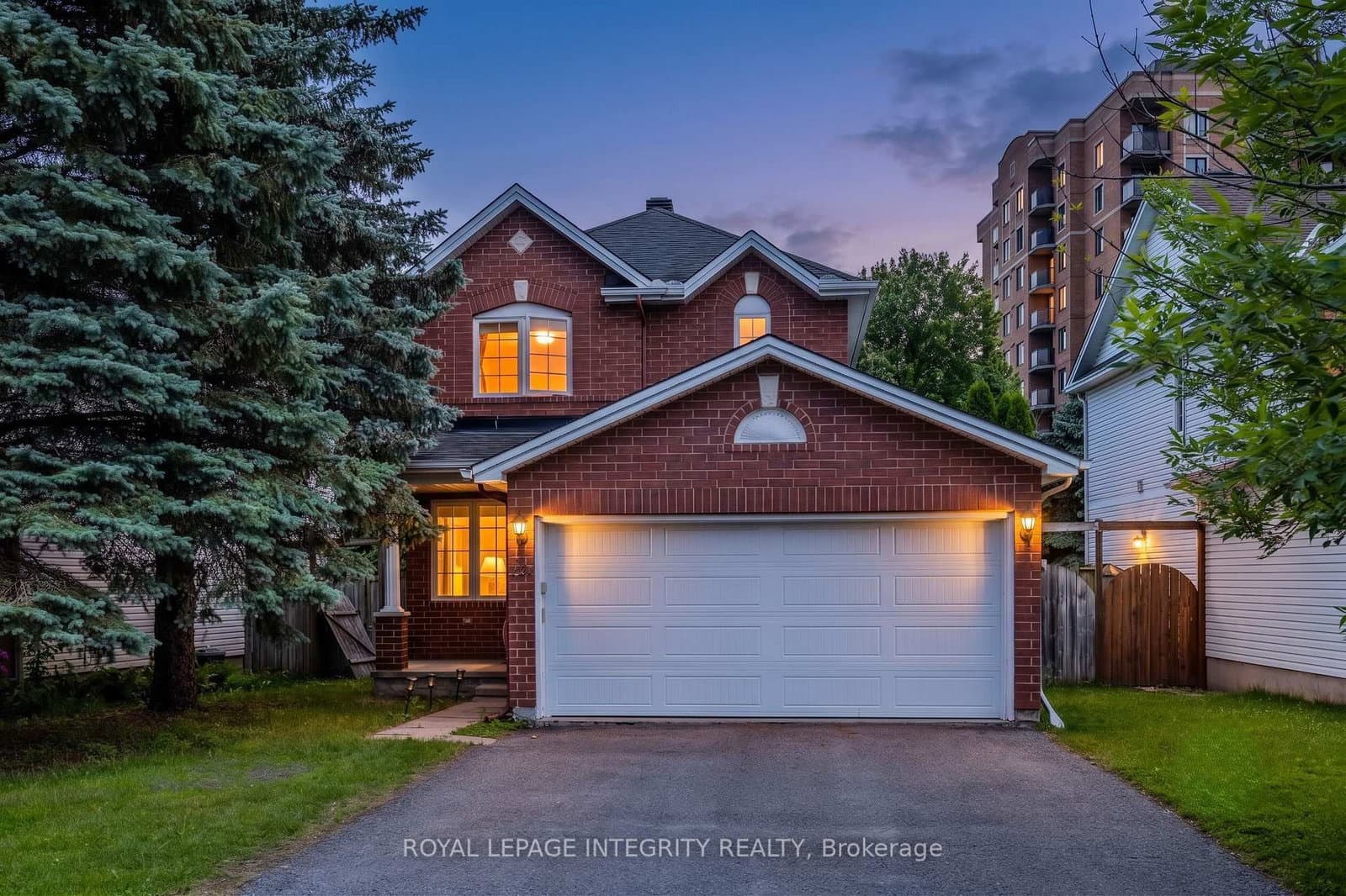 25 Crystal Park Crescent, Ottawa, ON