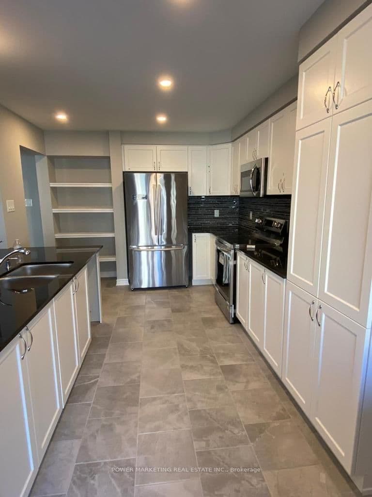 507 NORDMANN FIR Court, Ottawa, ON — photo 3