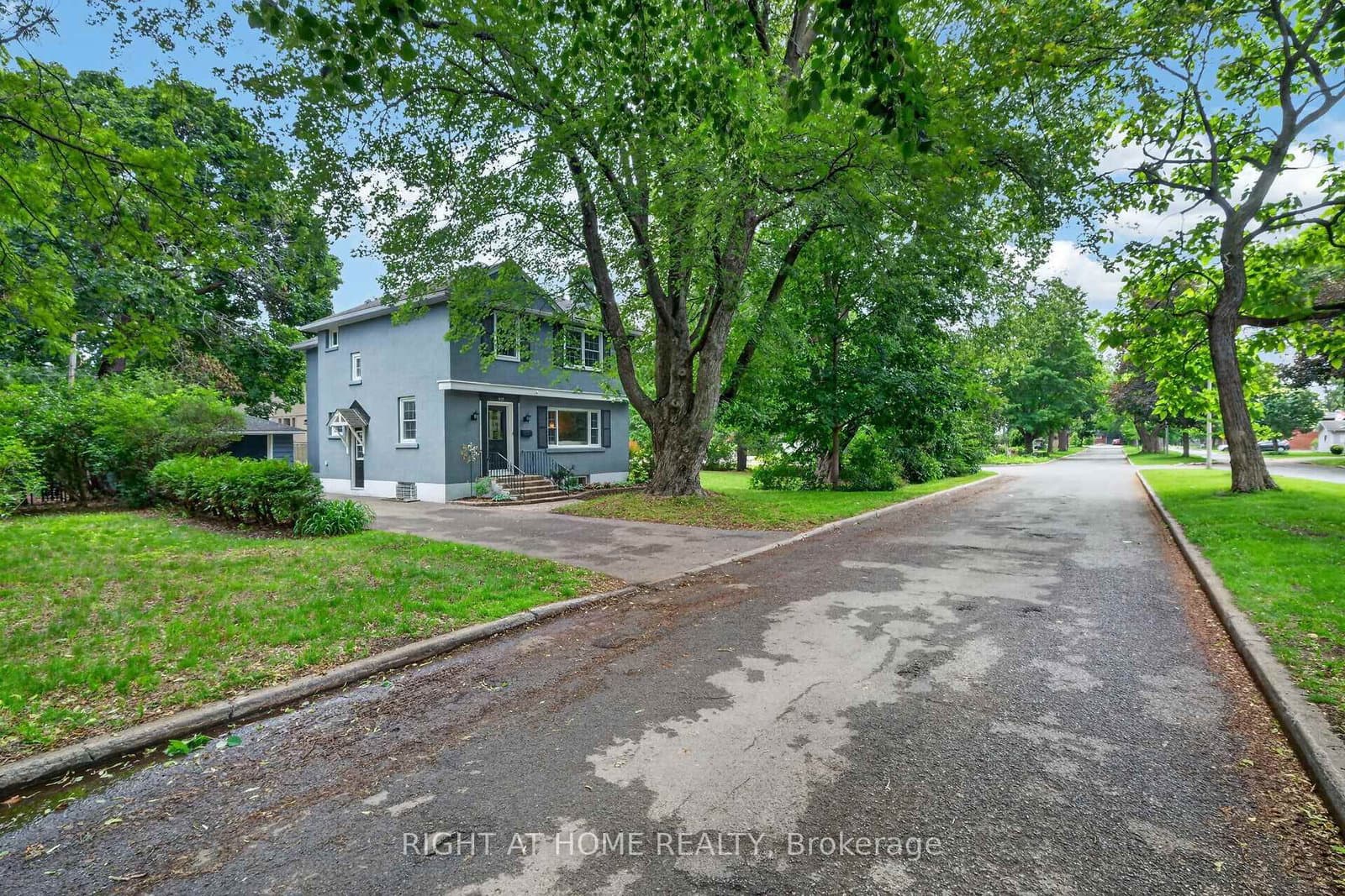 949 Kingsmere Avenue, Ottawa, ON