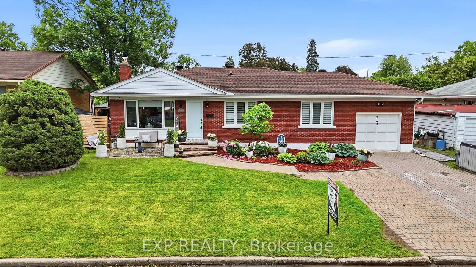 748 WESTON Drive, Ottawa, ON