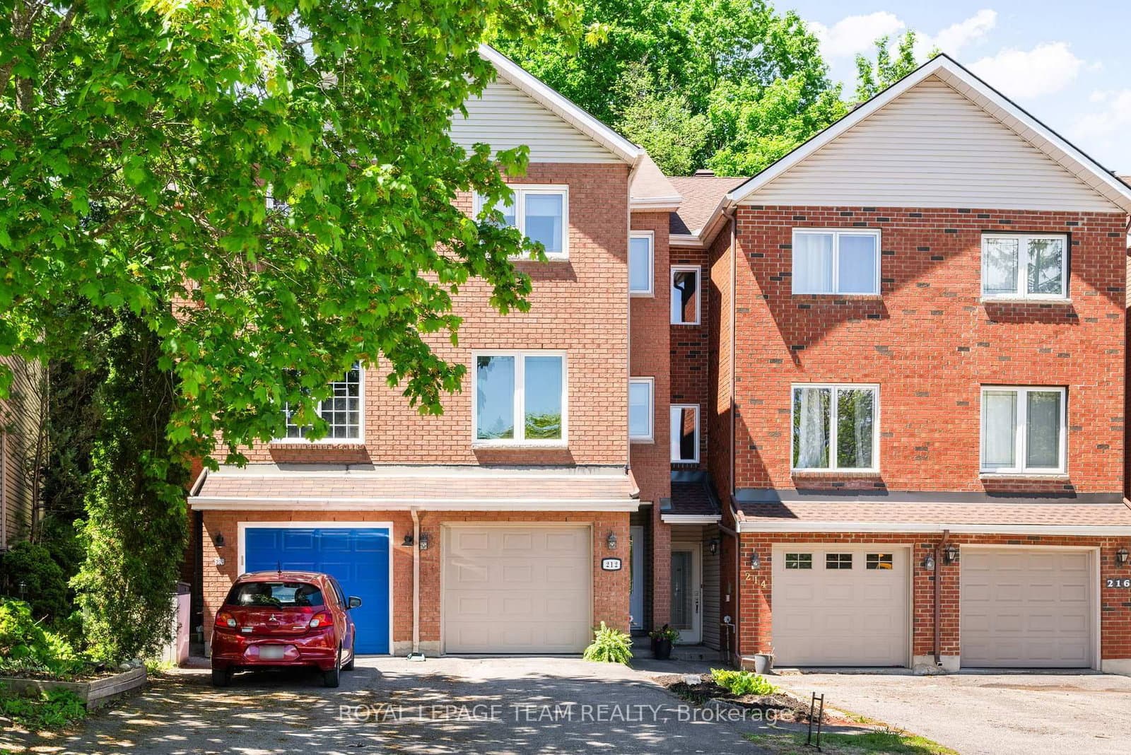 212 Provender Avenue, Ottawa, ON