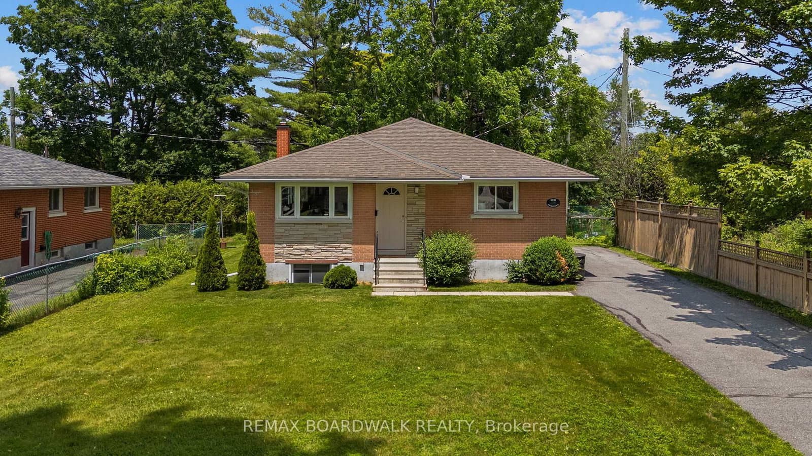 1311 Adirondack Drive, Ottawa, ON — photo 3