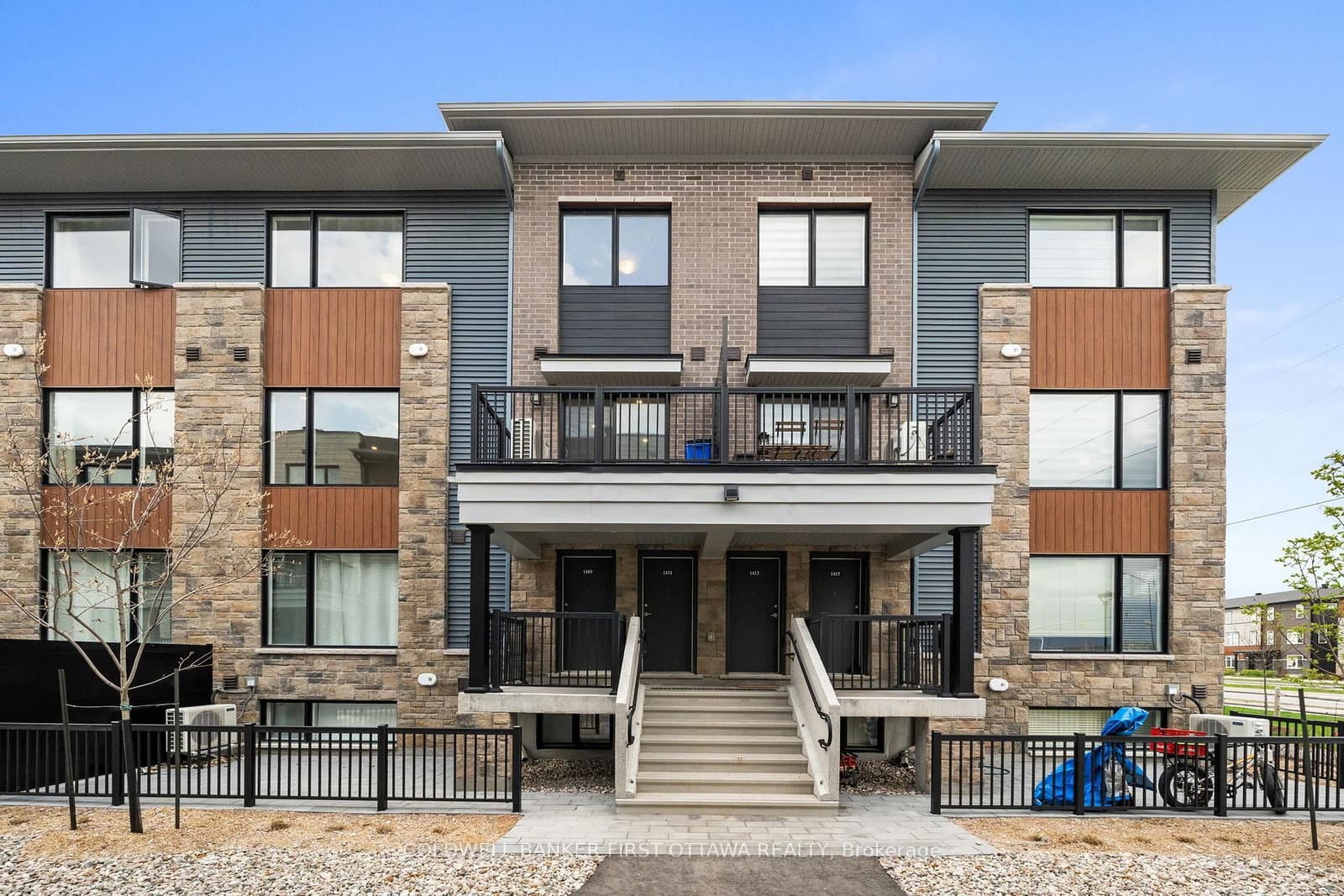 1411 Creekway Private, Kanata, ON