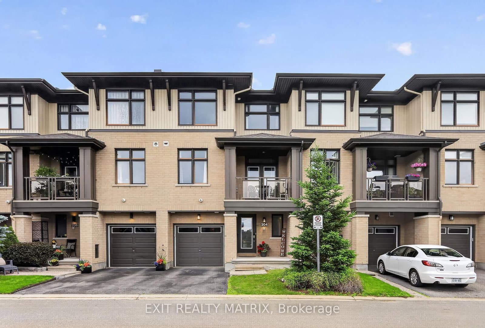 204 Baltic Private, Ottawa, ON