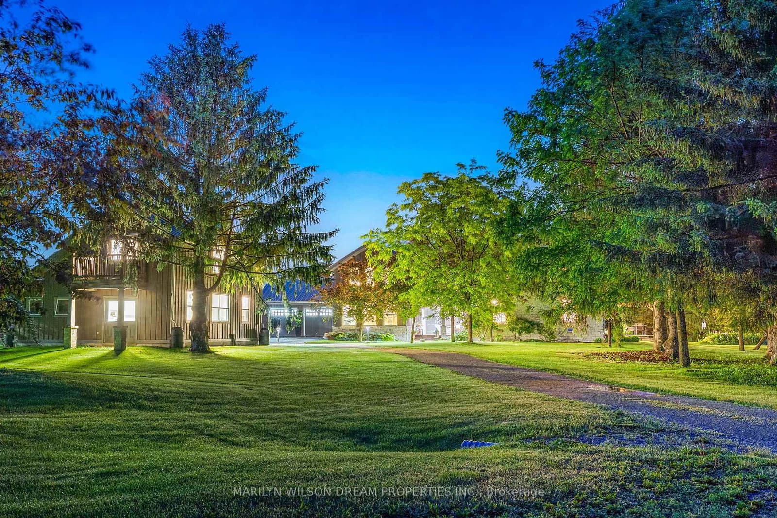 3856 Loggers Way, Kinburn, ON