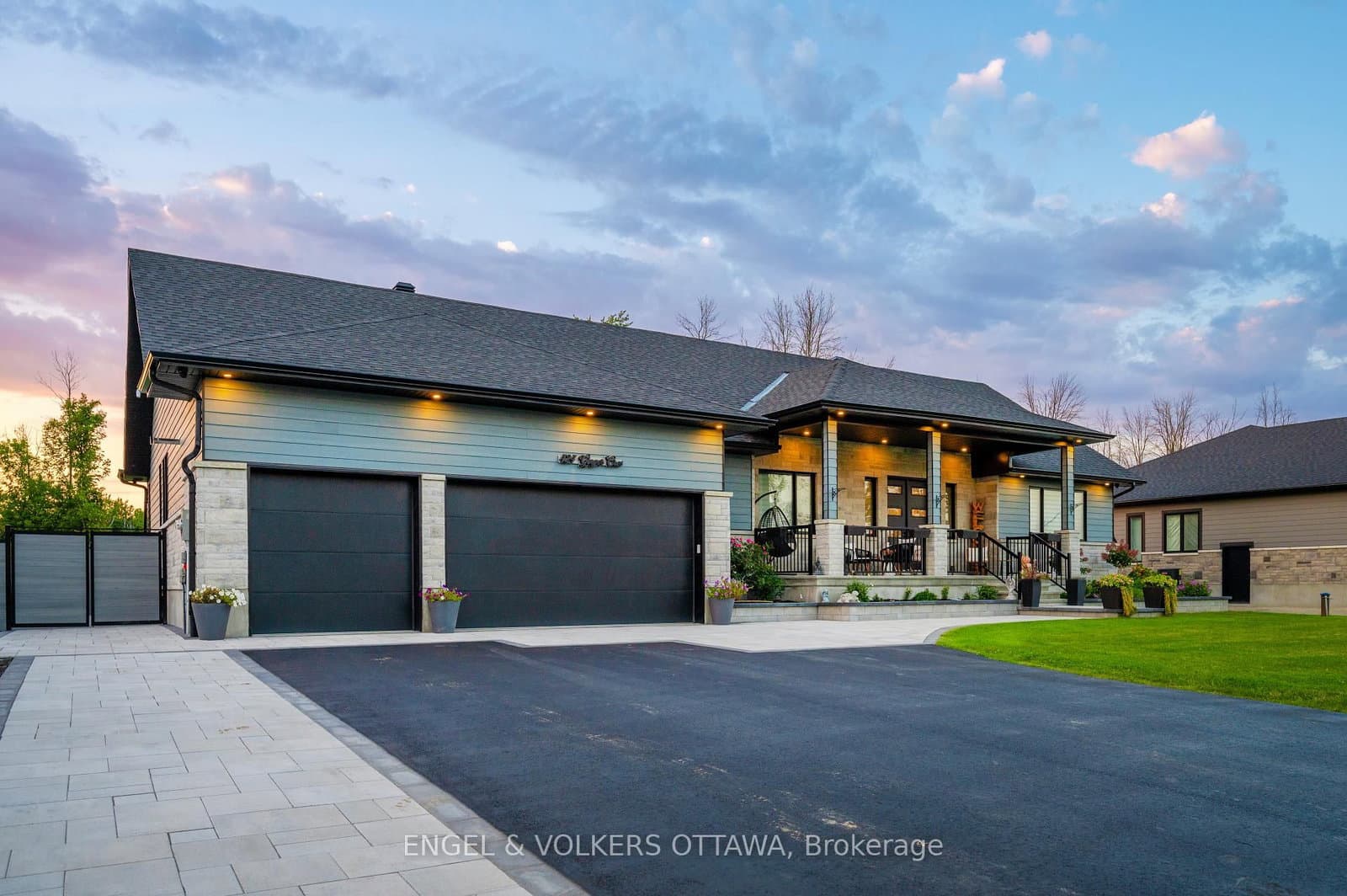 424 Ginger Crescent, Metcalfe, ON — photo 2