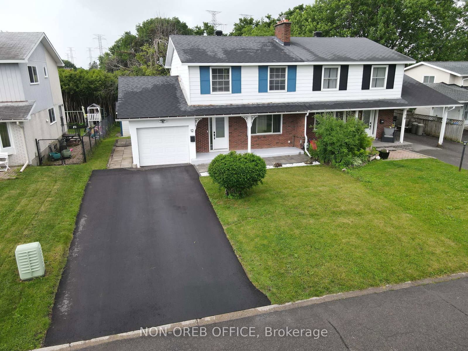 12 DOWNSVIEW Crescent, Ottawa, ON