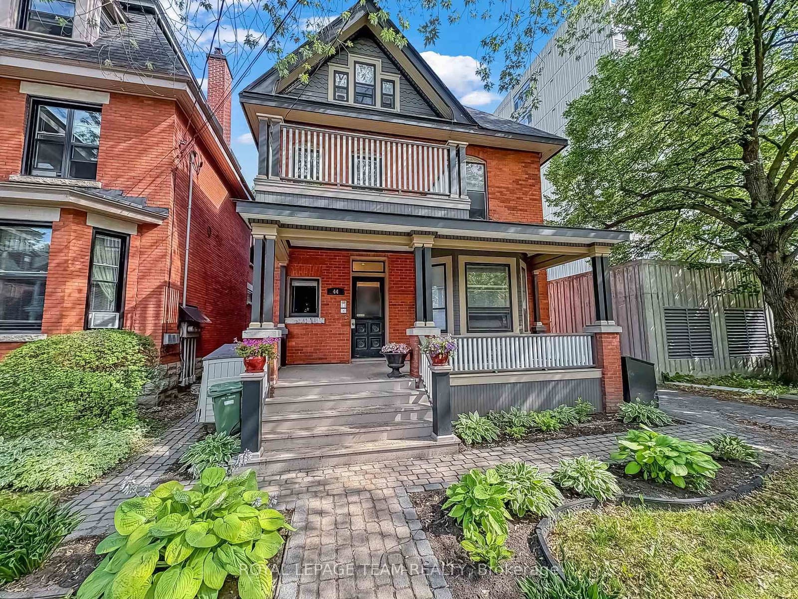 44 Mcleod Street, Ottawa, ON — photo 2