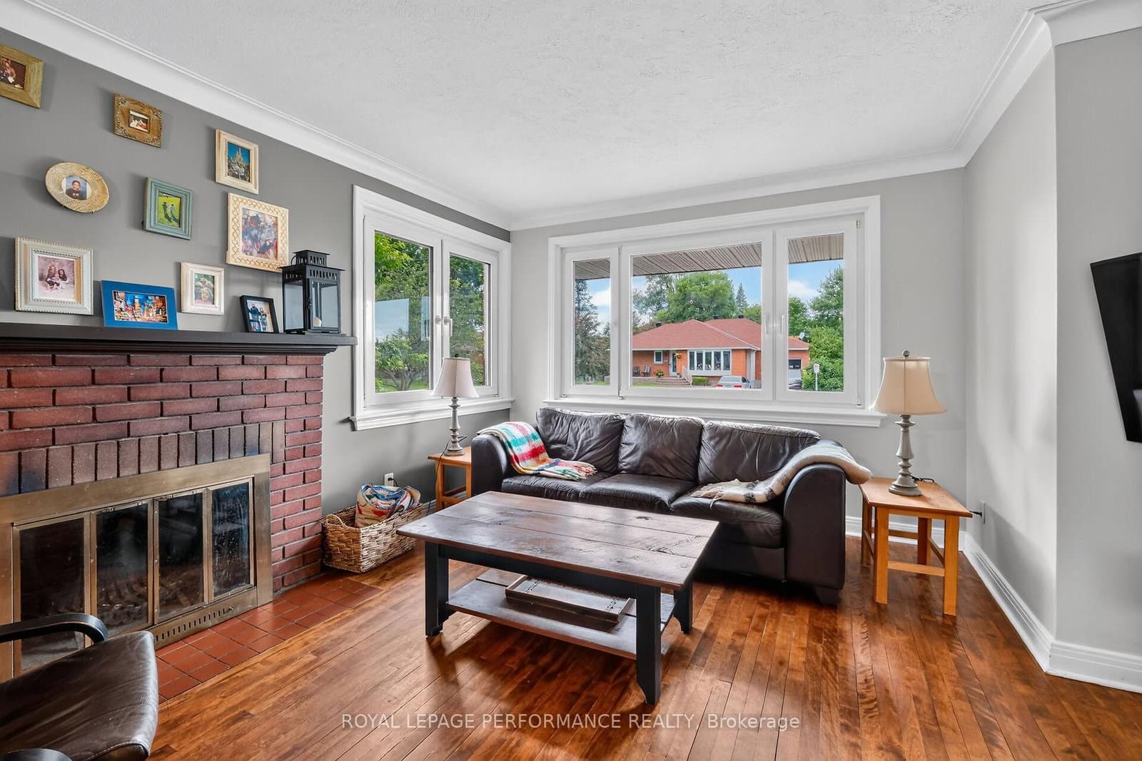105 Crownhill Street, Ottawa, ON — photo 3