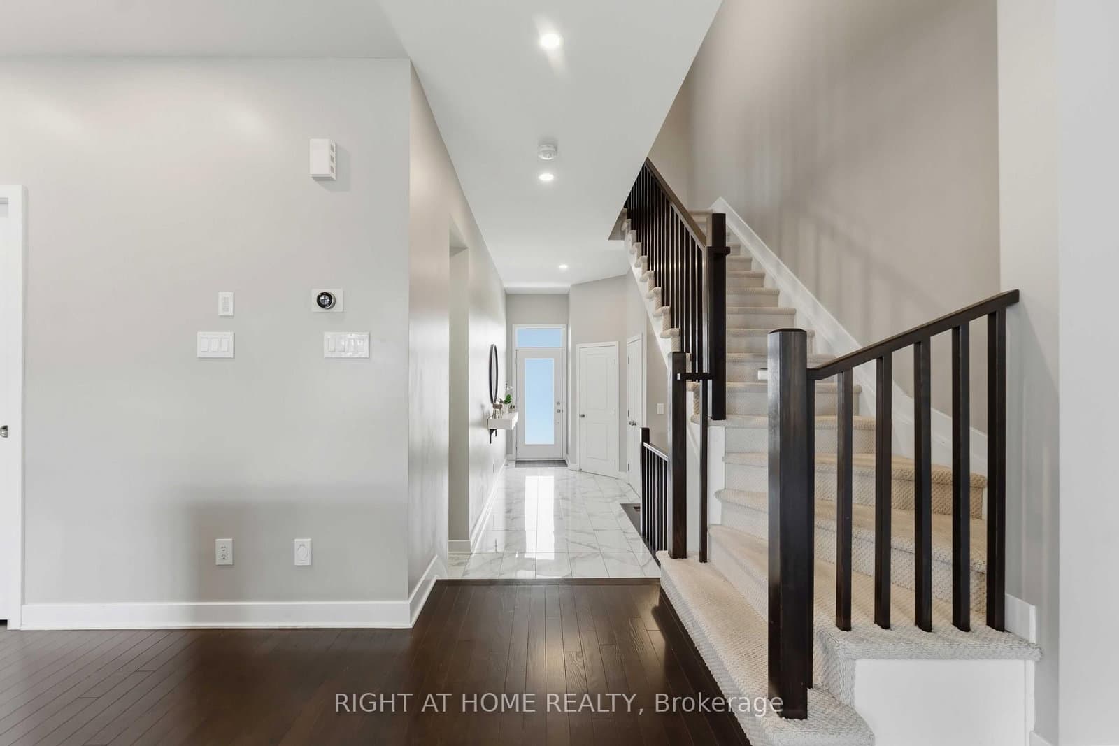 424 Markdale Terrace, Ottawa, ON — photo 2