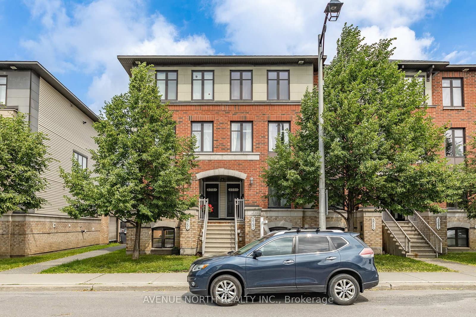 573B Chapman Mills Drive, Ottawa, ON