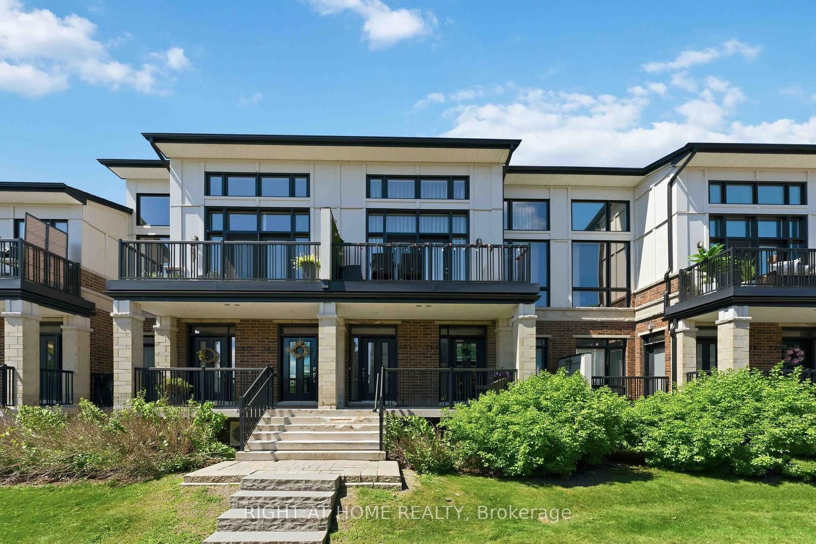 98 - 264 Pembina Private, Ottawa, ON