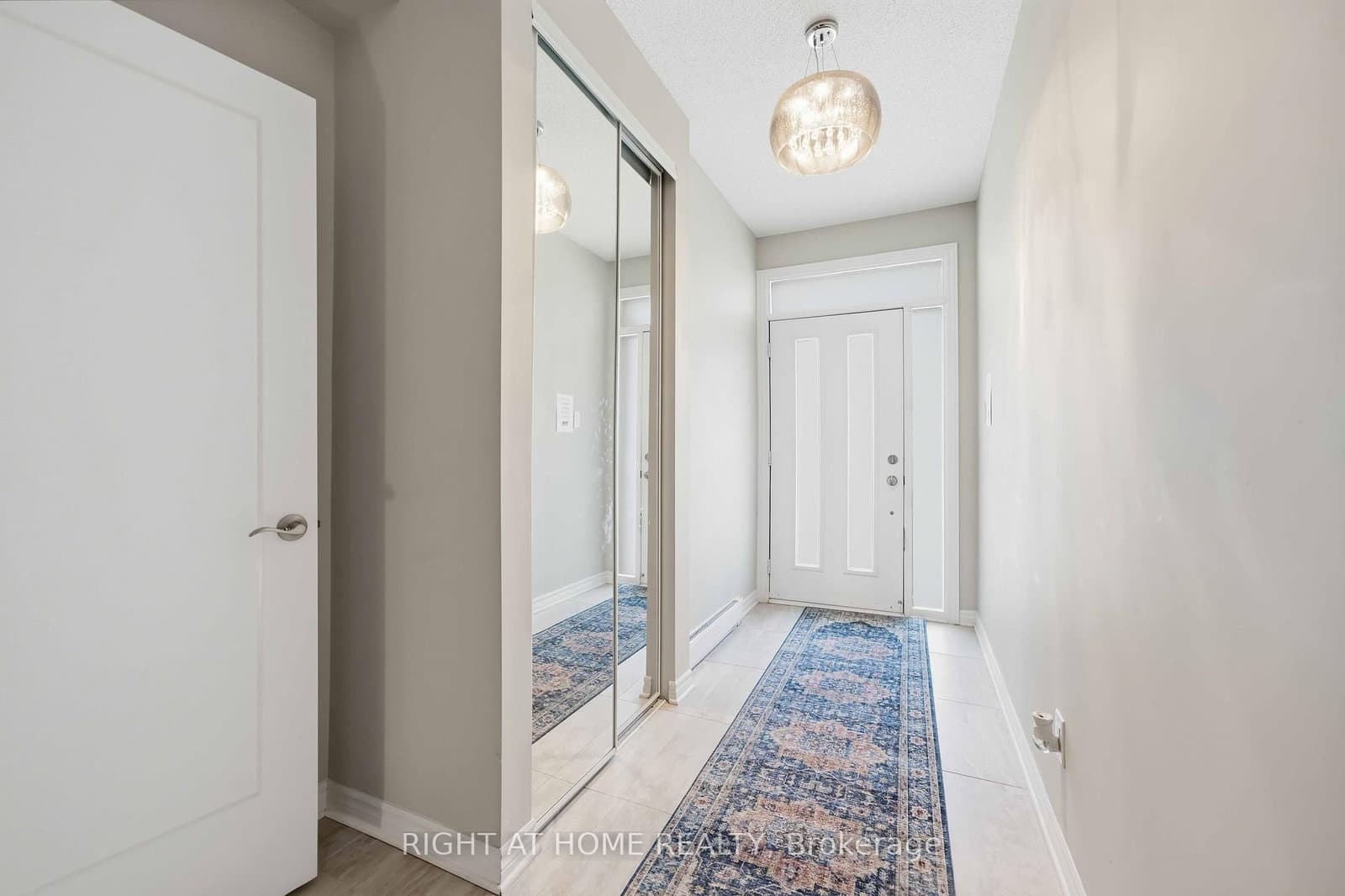98 - 264 Pembina Private, Ottawa, ON — photo 2
